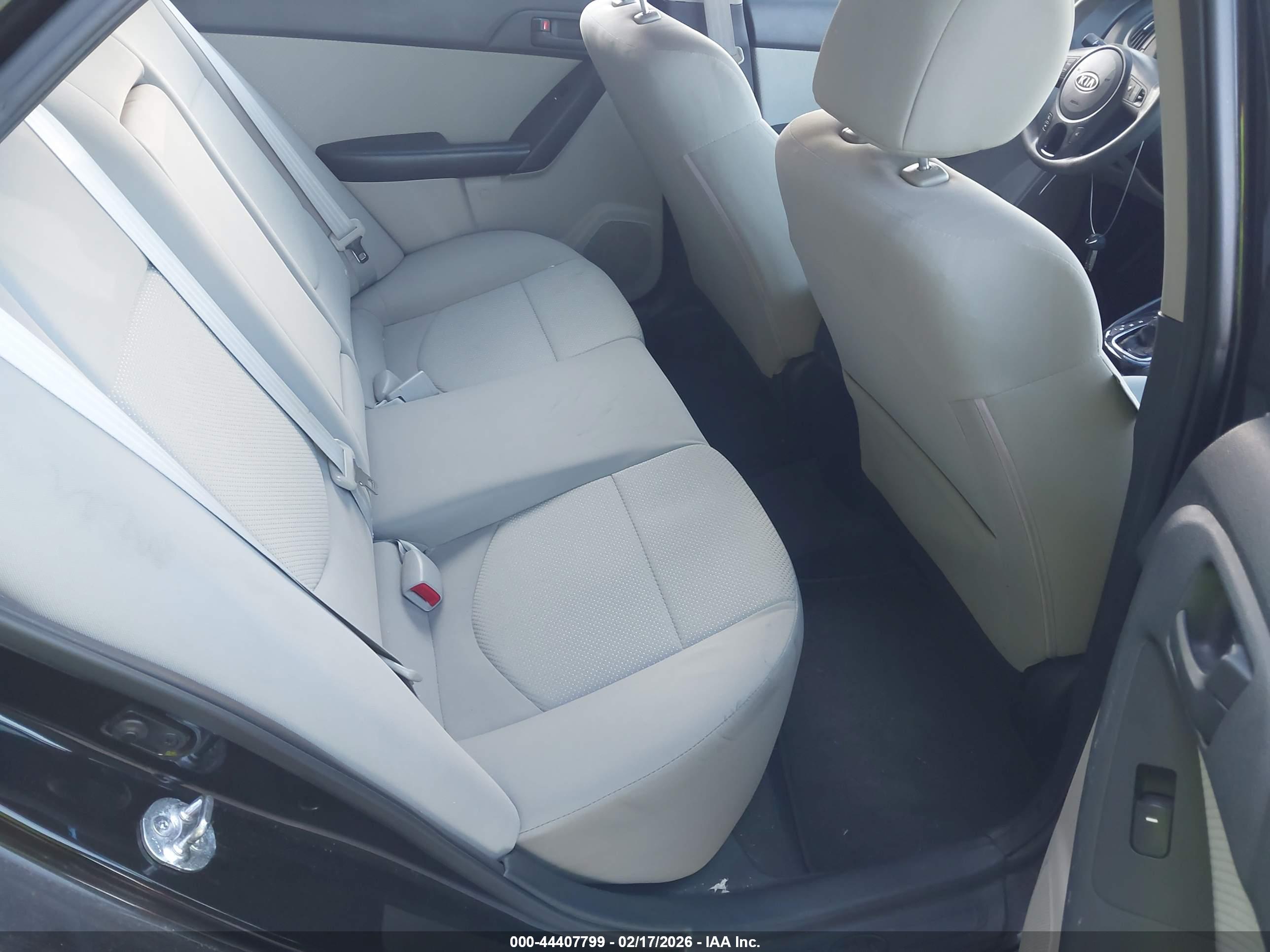 KIA FORTE image 8