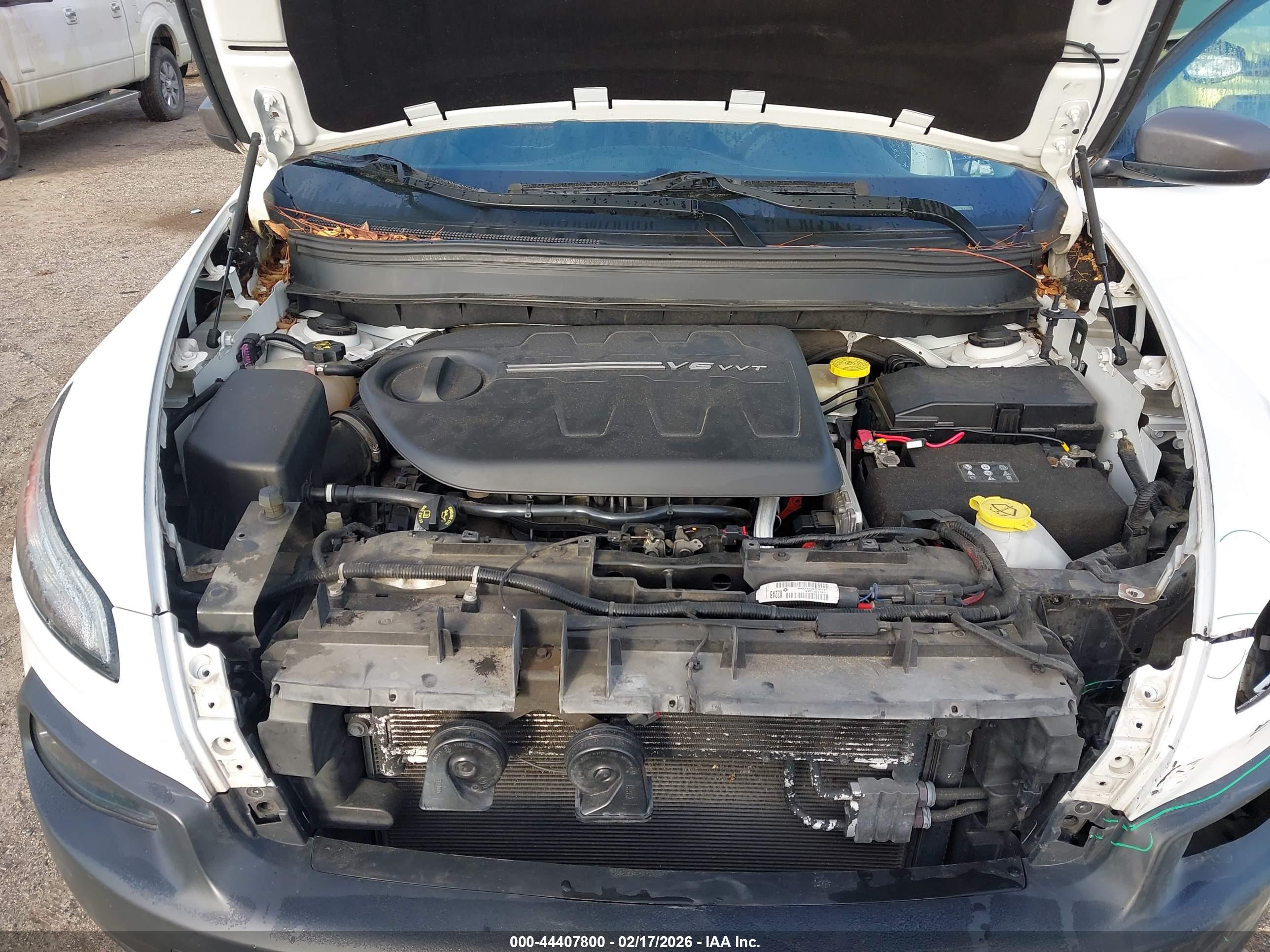 JEEP CHEROKEE image 10