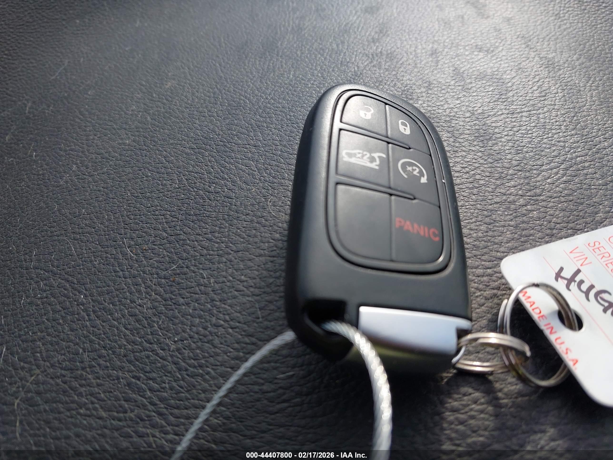JEEP CHEROKEE image 11