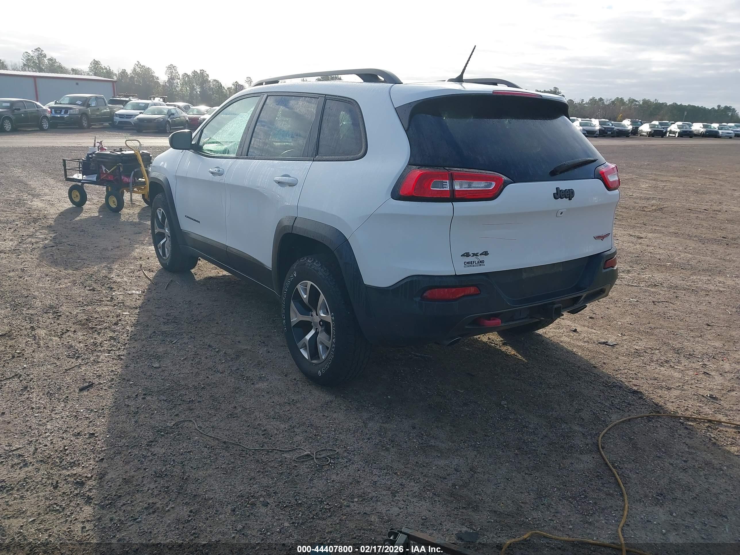 JEEP CHEROKEE image 3