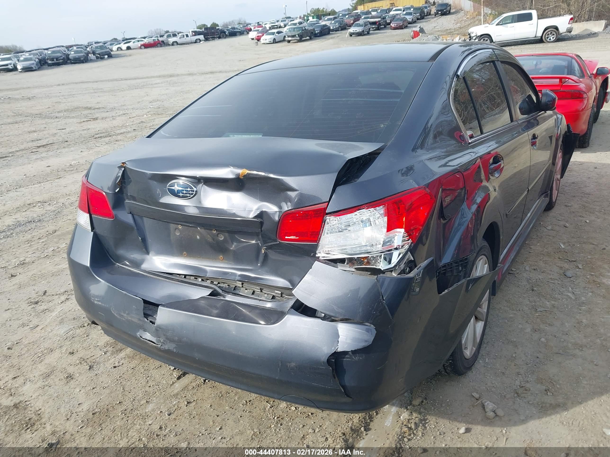 SUBARU LEGACY image 4