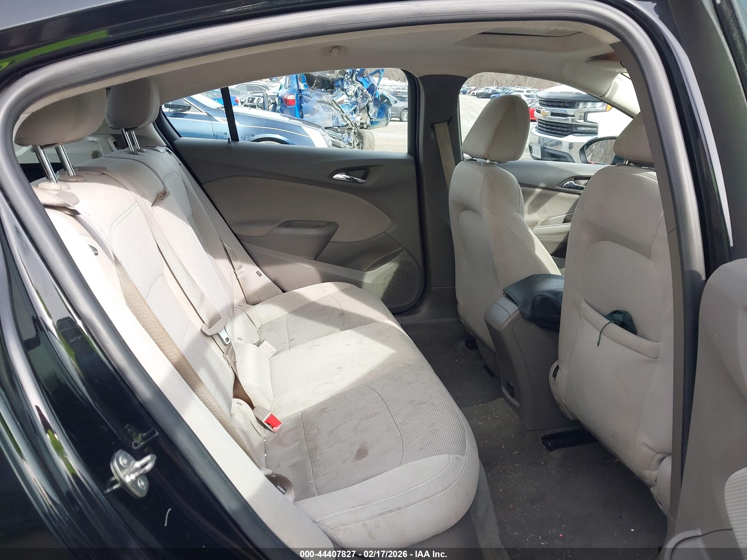 CHEVROLET CRUZE image 8