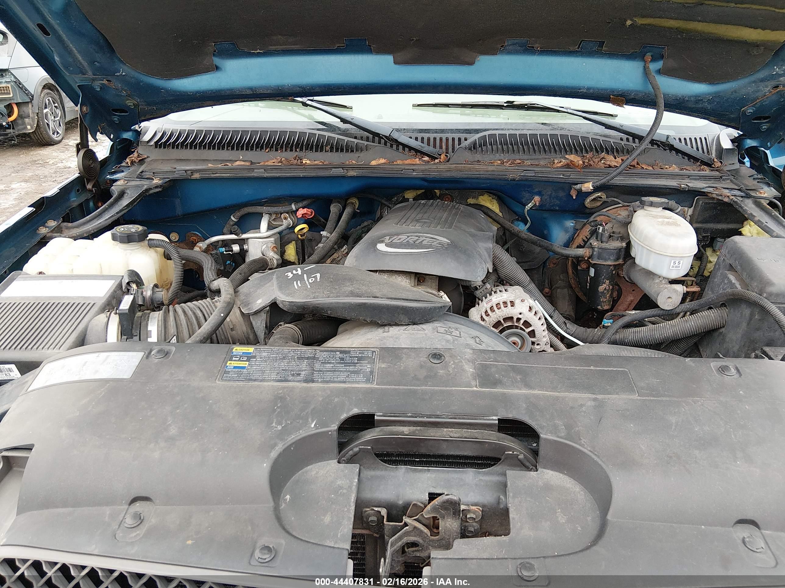 CHEVROLET SILVERADO image 10