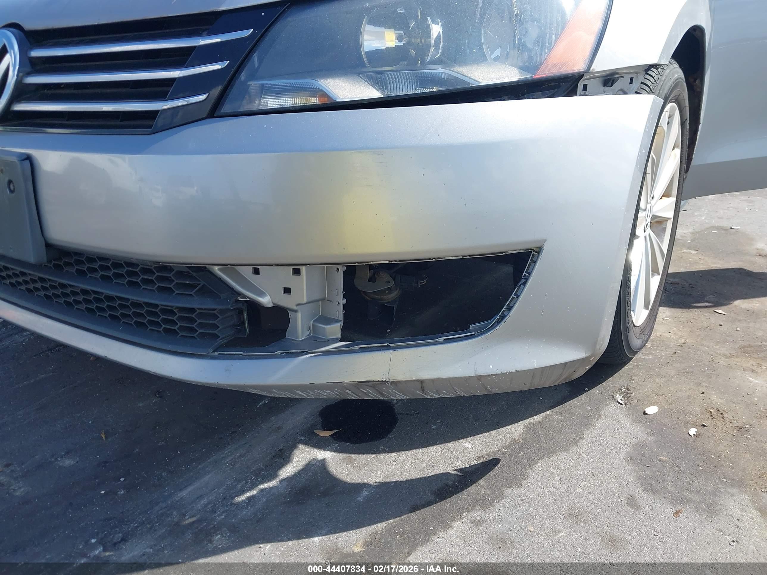 VOLKSWAGEN PASSAT image 6