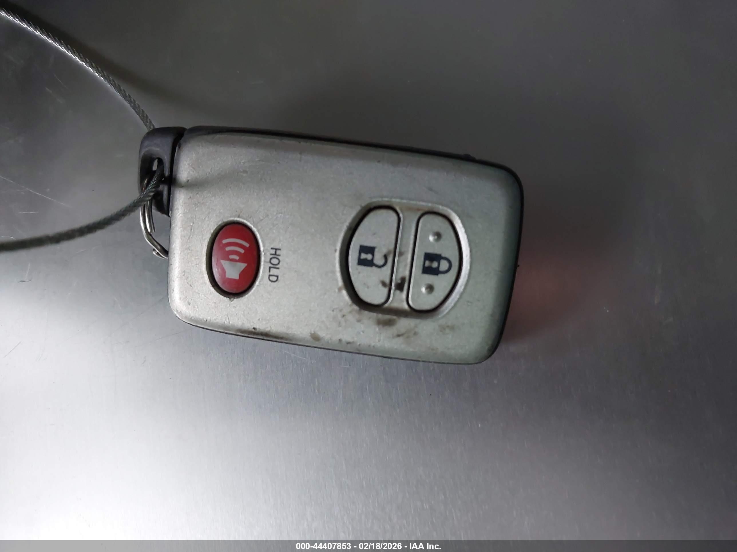 TOYOTA 4RUNNER image 11