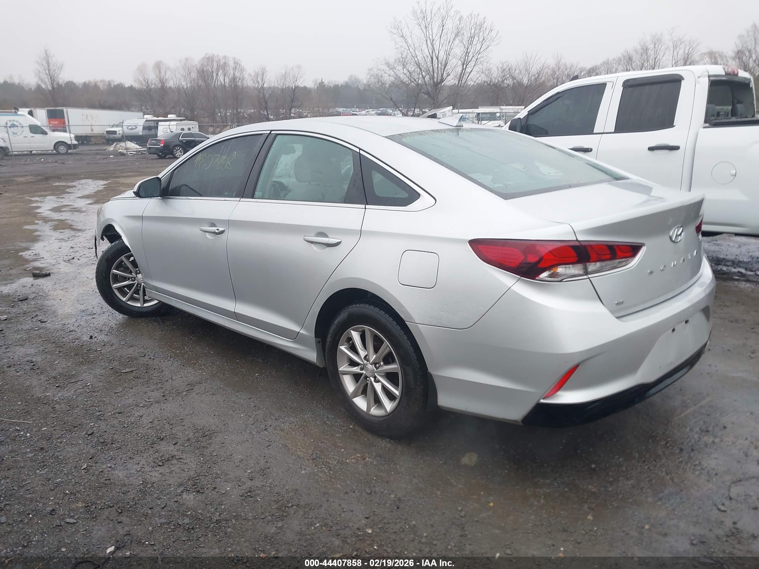 HYUNDAI SONATA image 3