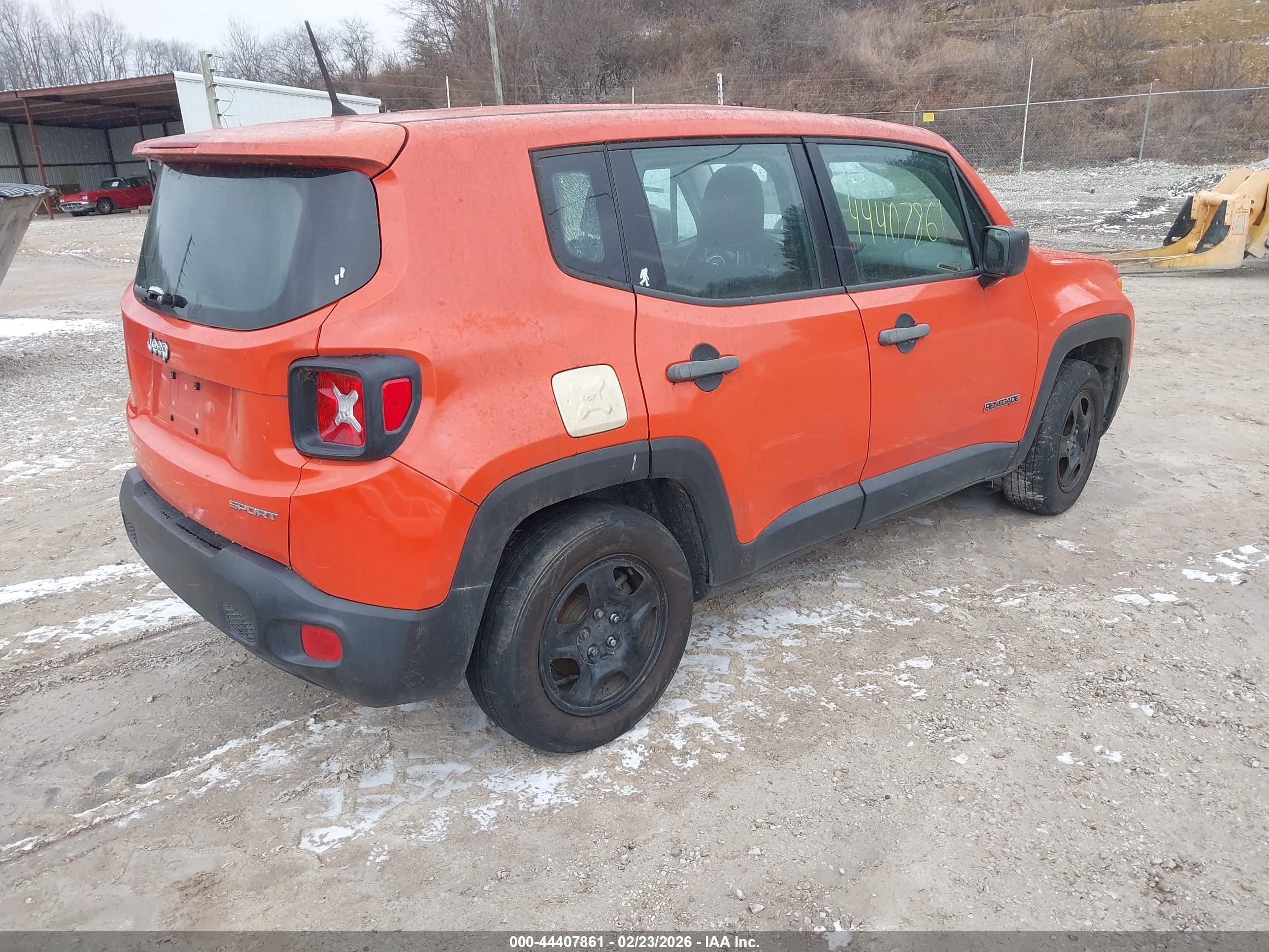 JEEP RENEGADE image 4