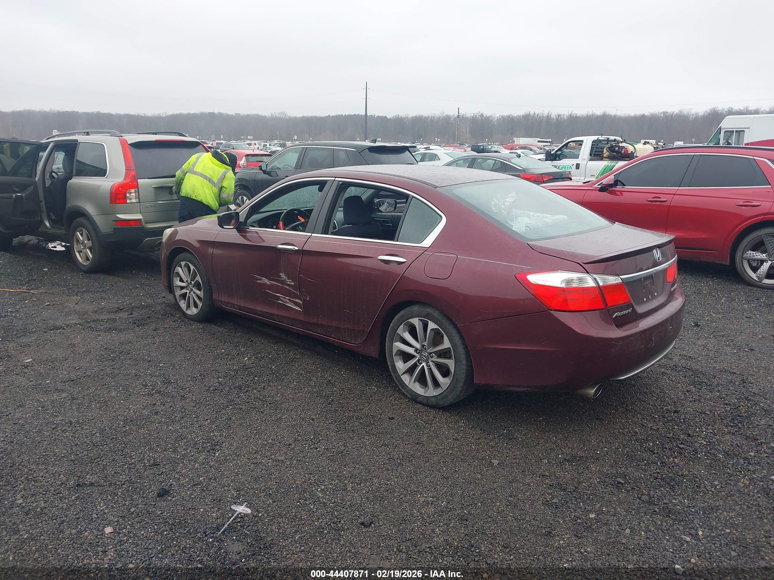 HONDA ACCORD image 3