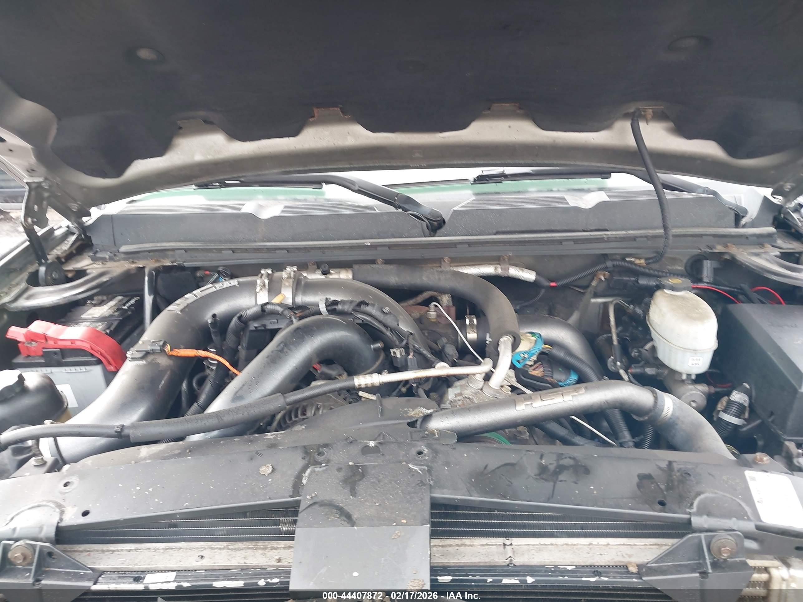 CHEVROLET SILVERADO image 10