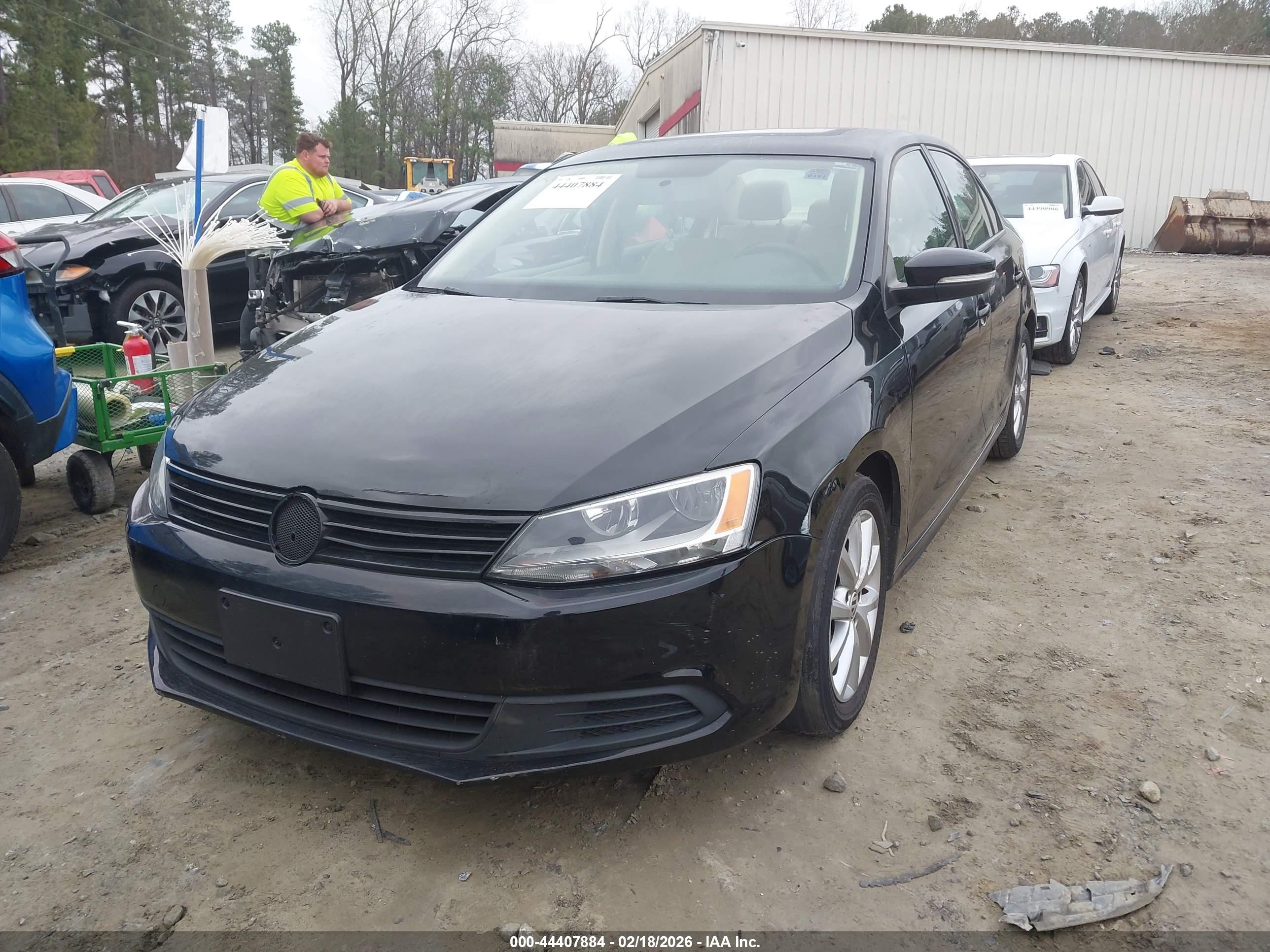 VOLKSWAGEN JETTA image 2