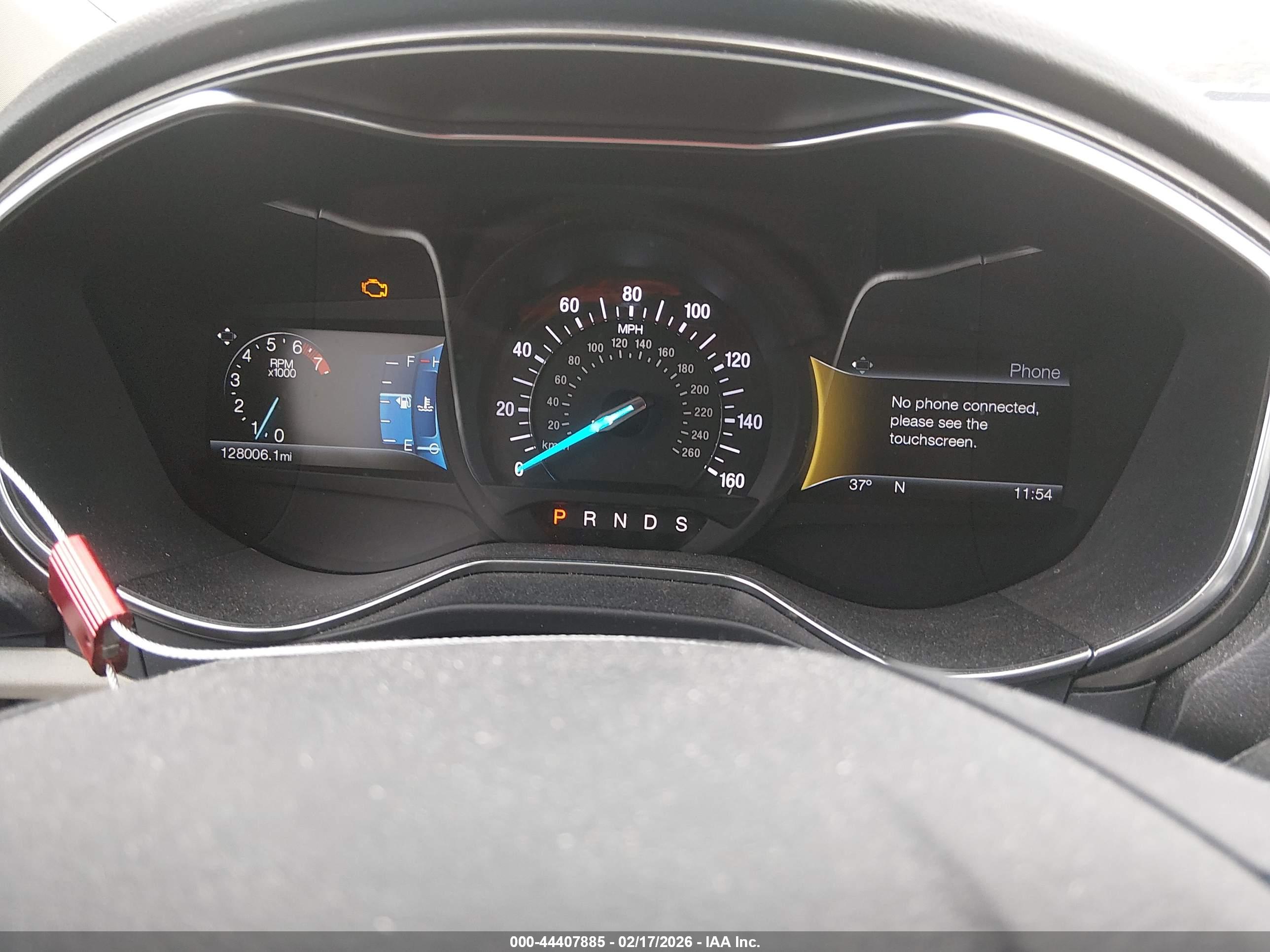 FORD FUSION image 7