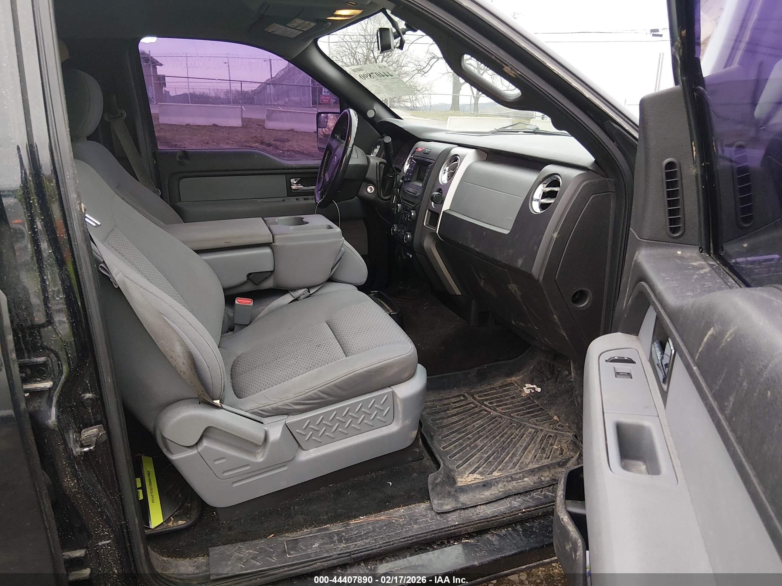 FORD F150 image 5