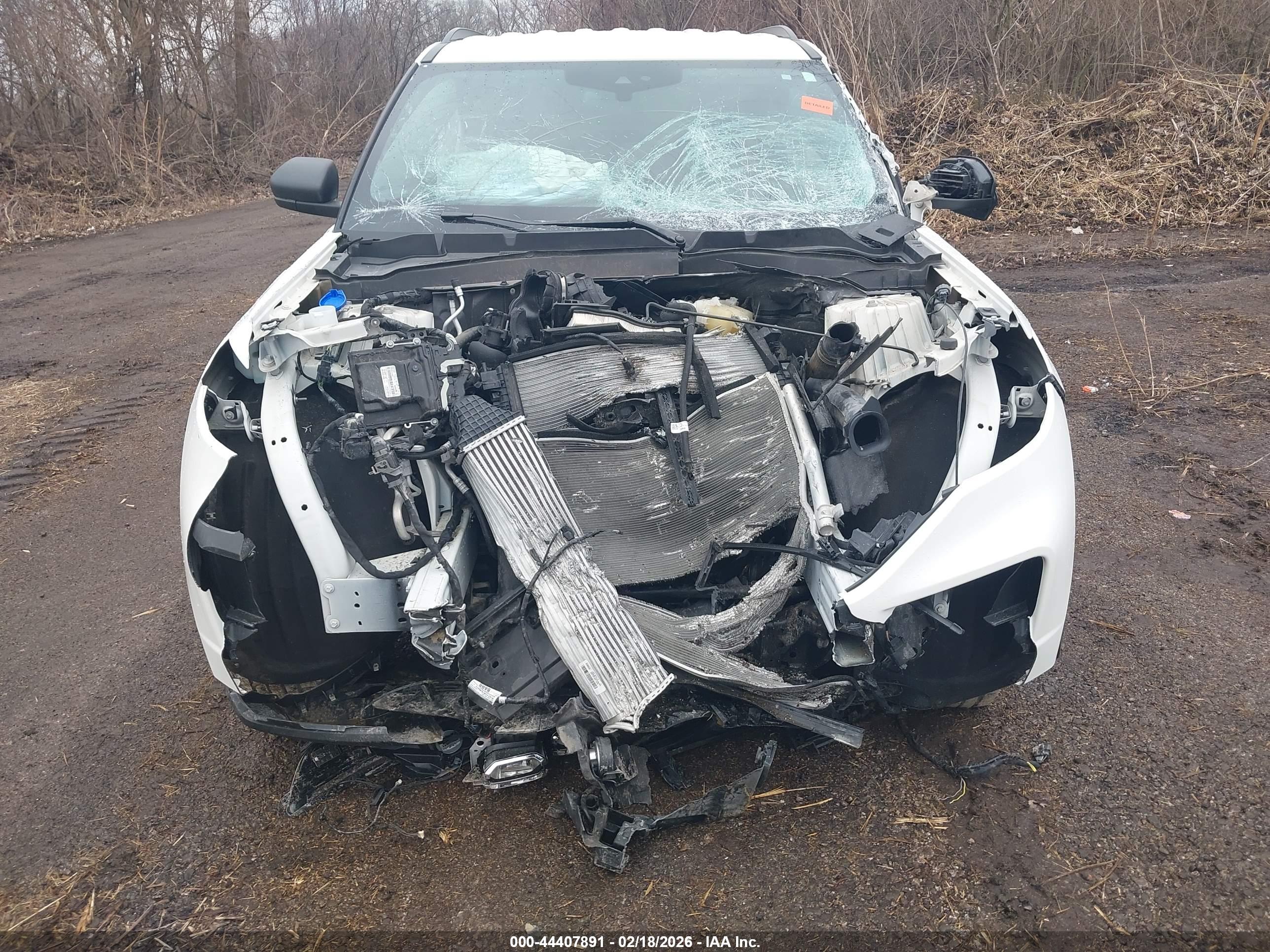 FORD EXPLORER image 6