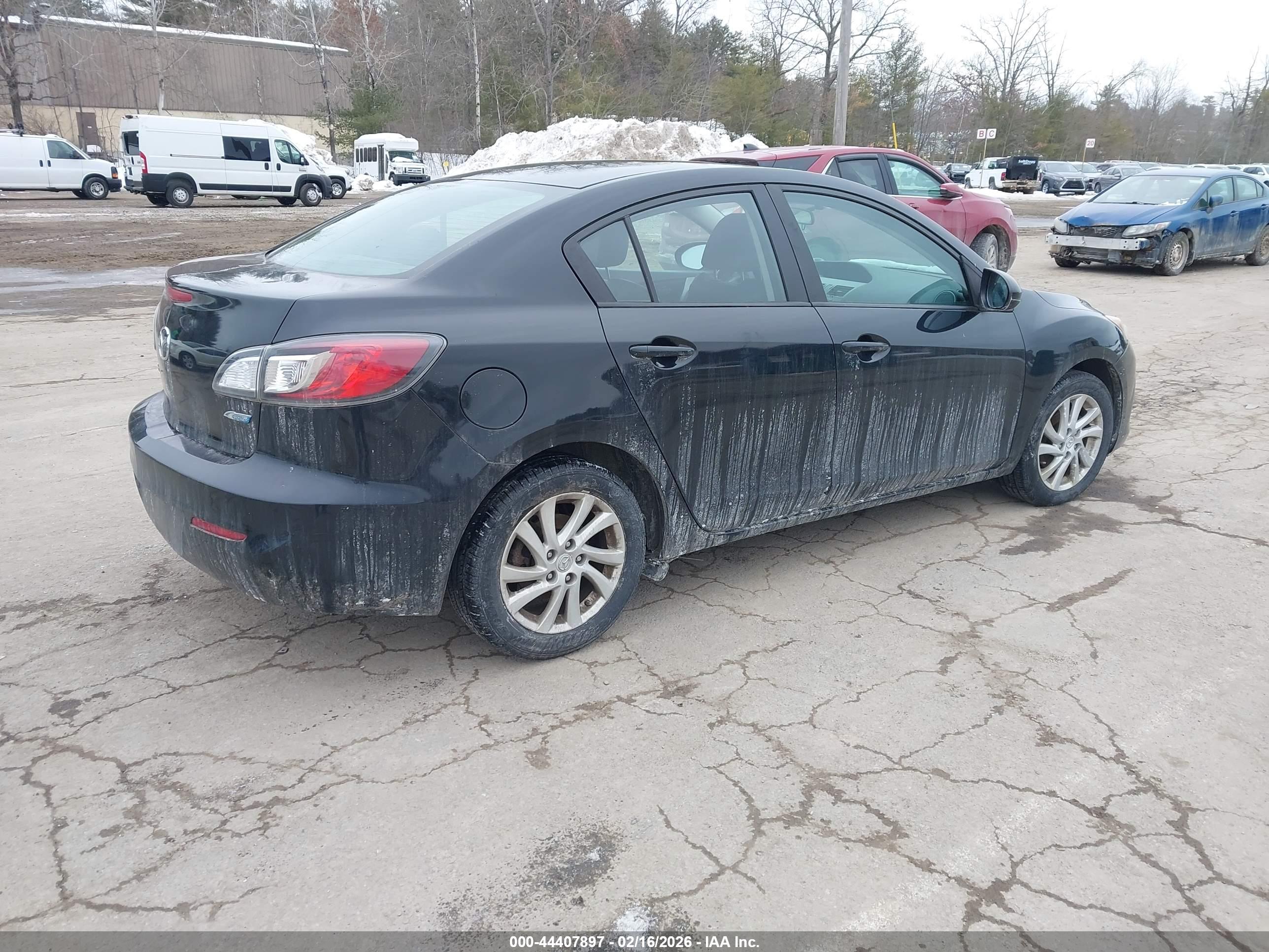 MAZDA MAZDA3 image 4