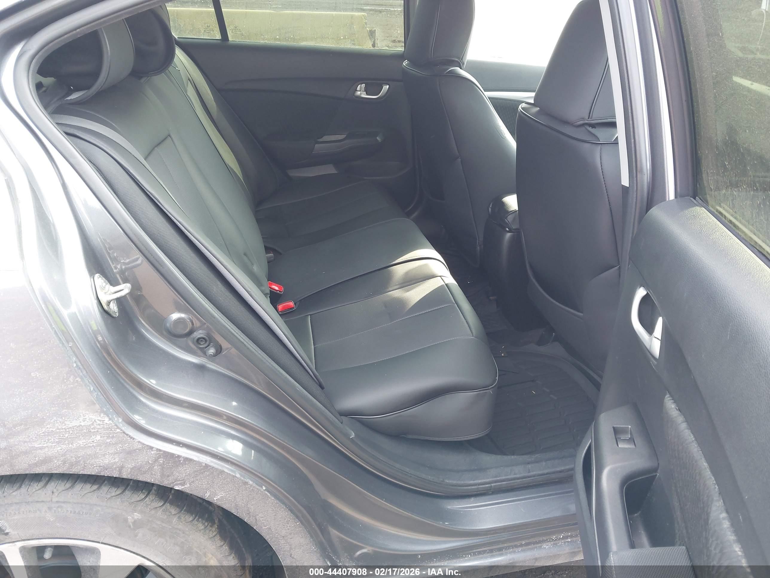 HONDA CIVIC image 8