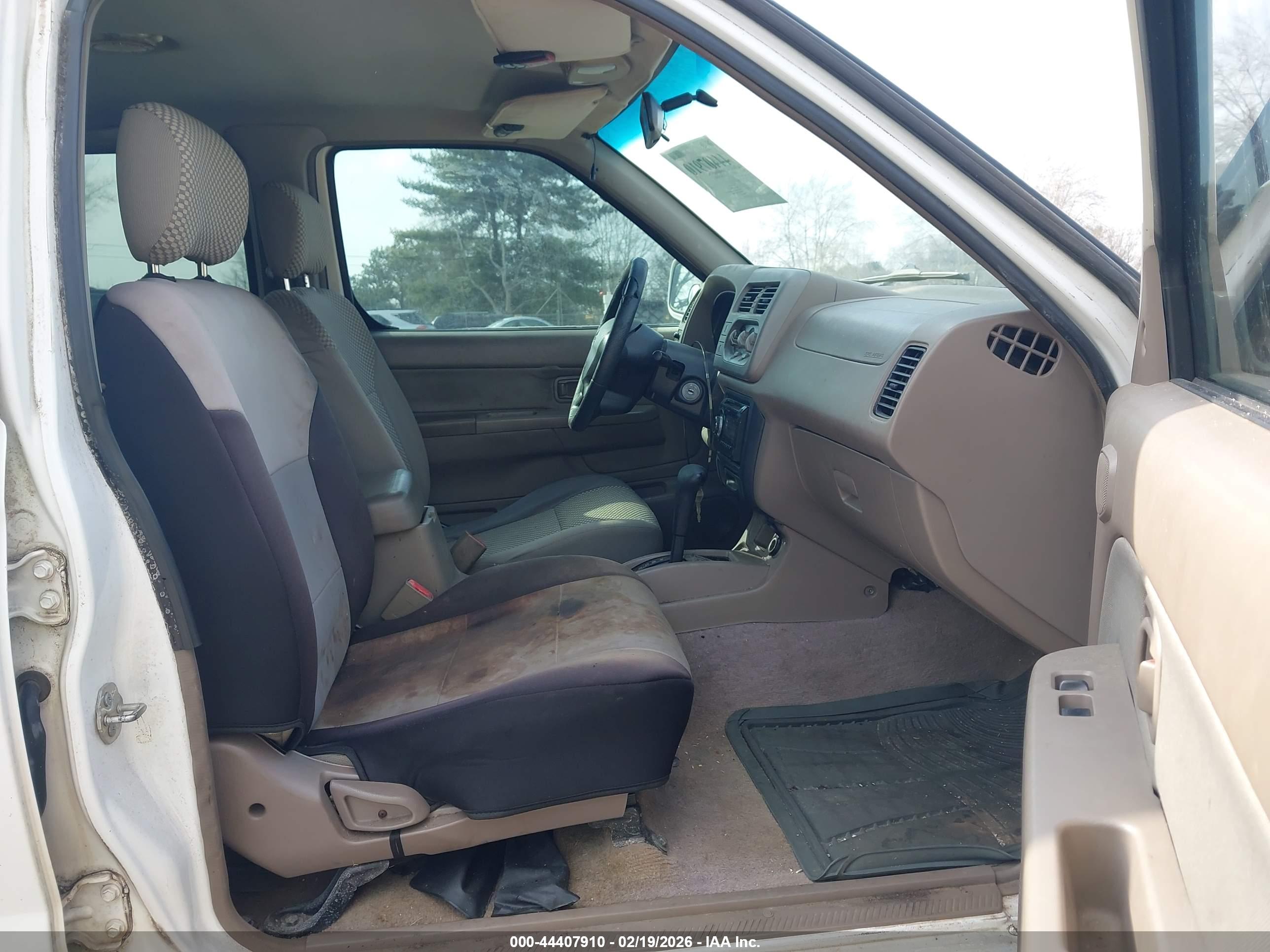 NISSAN FRONTIER image 5