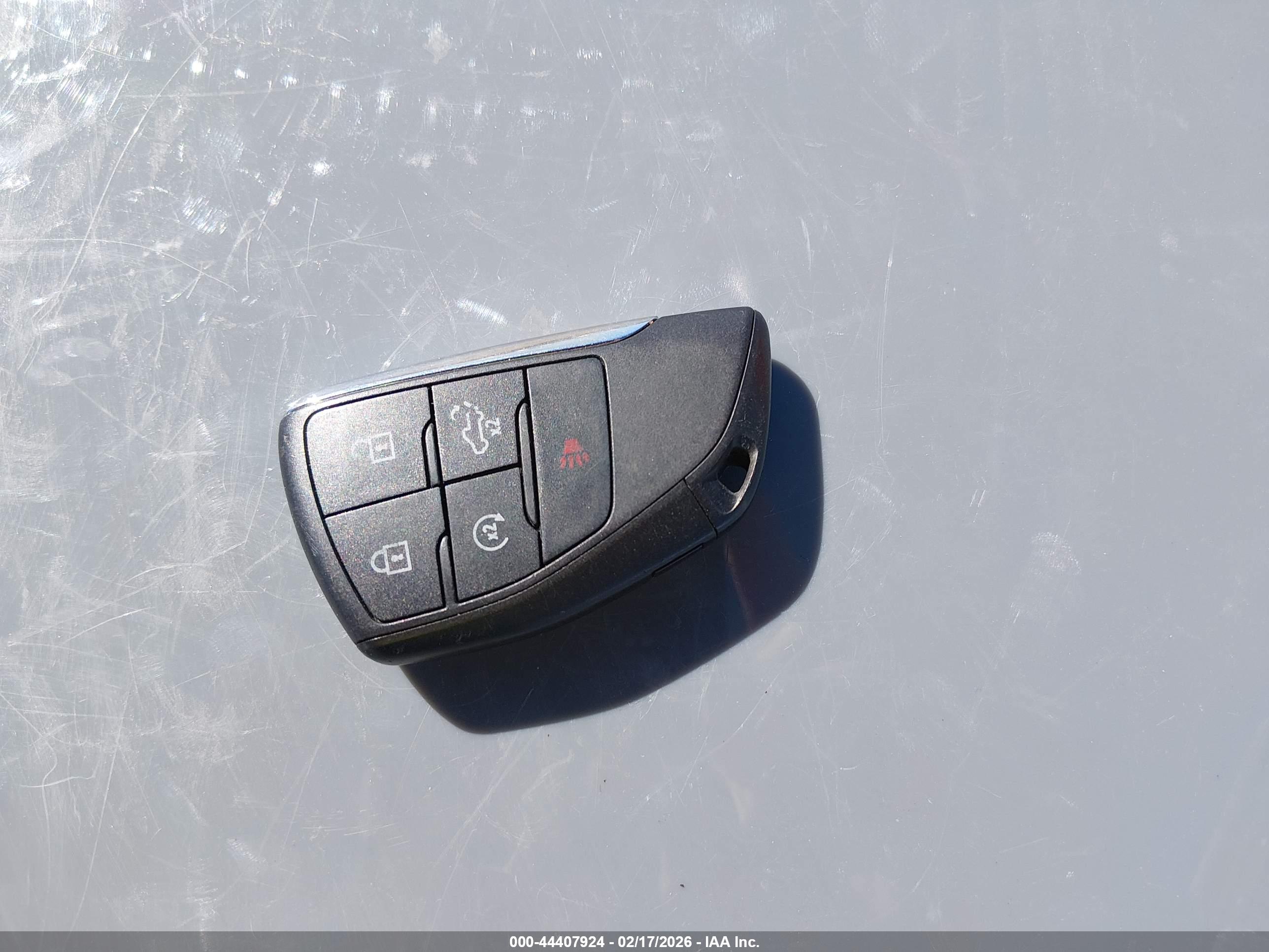 GMC SIERRA image 11