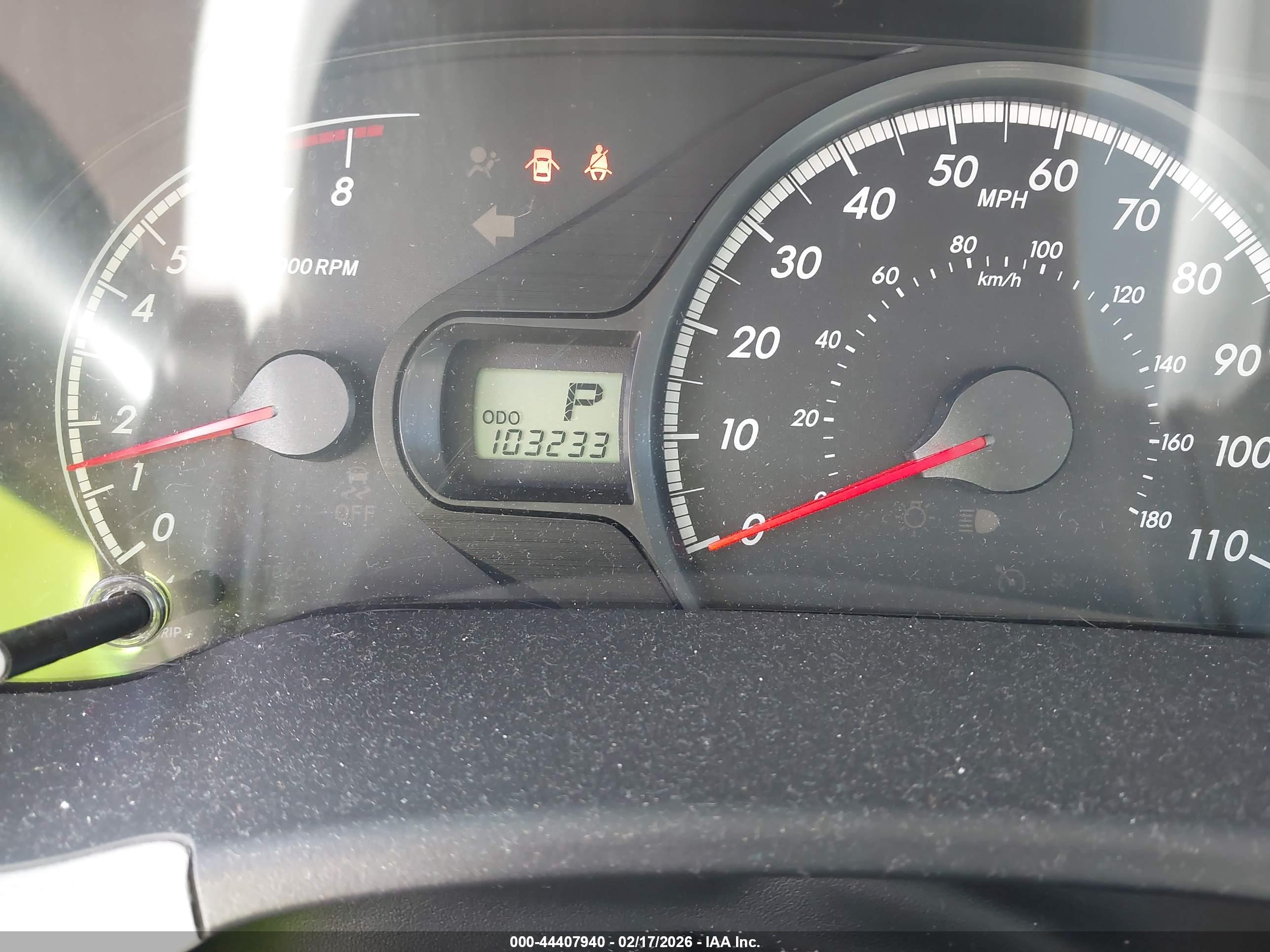 TOYOTA SIENNA image 7