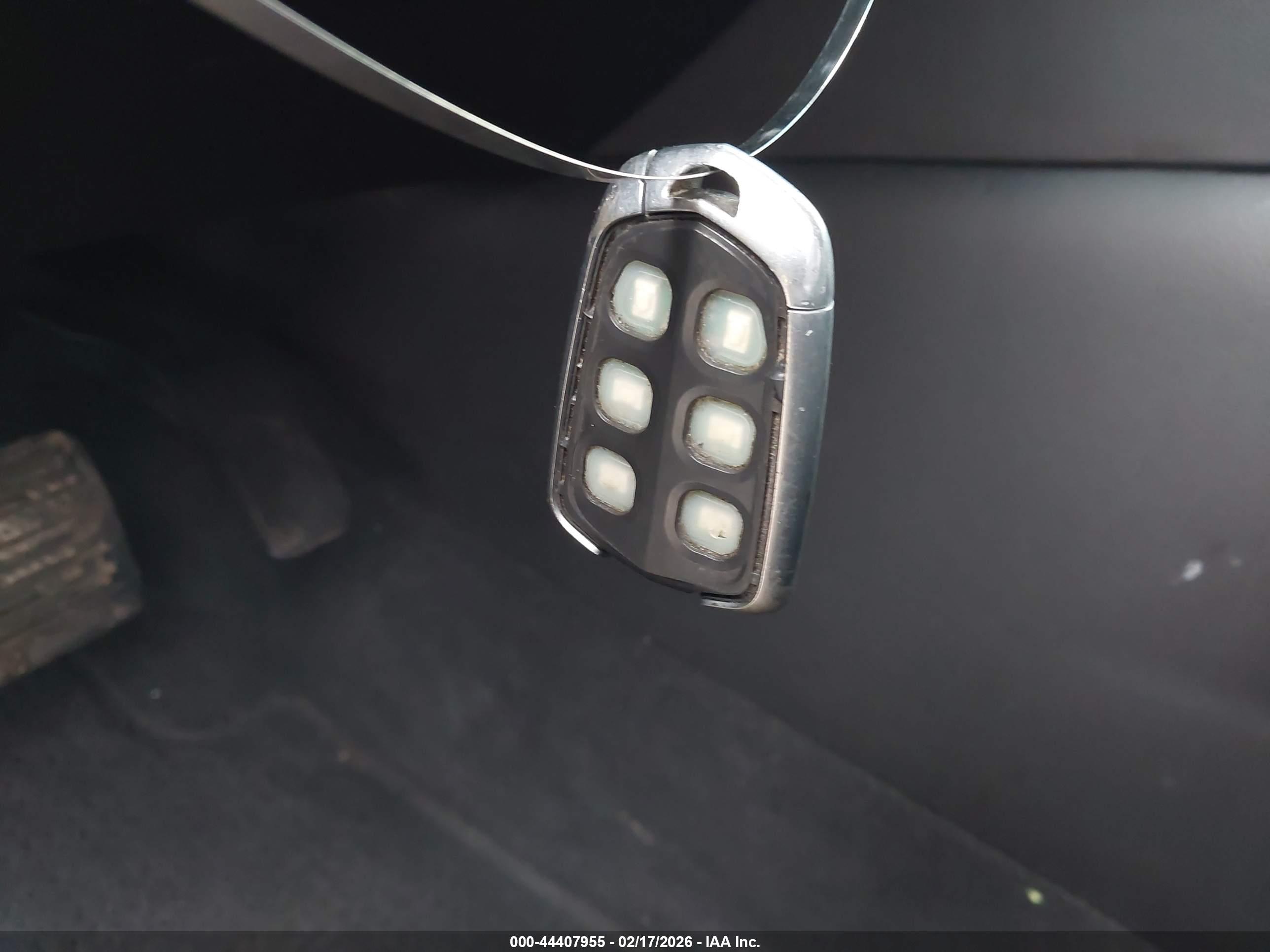 CADILLAC ESCALADE image 11