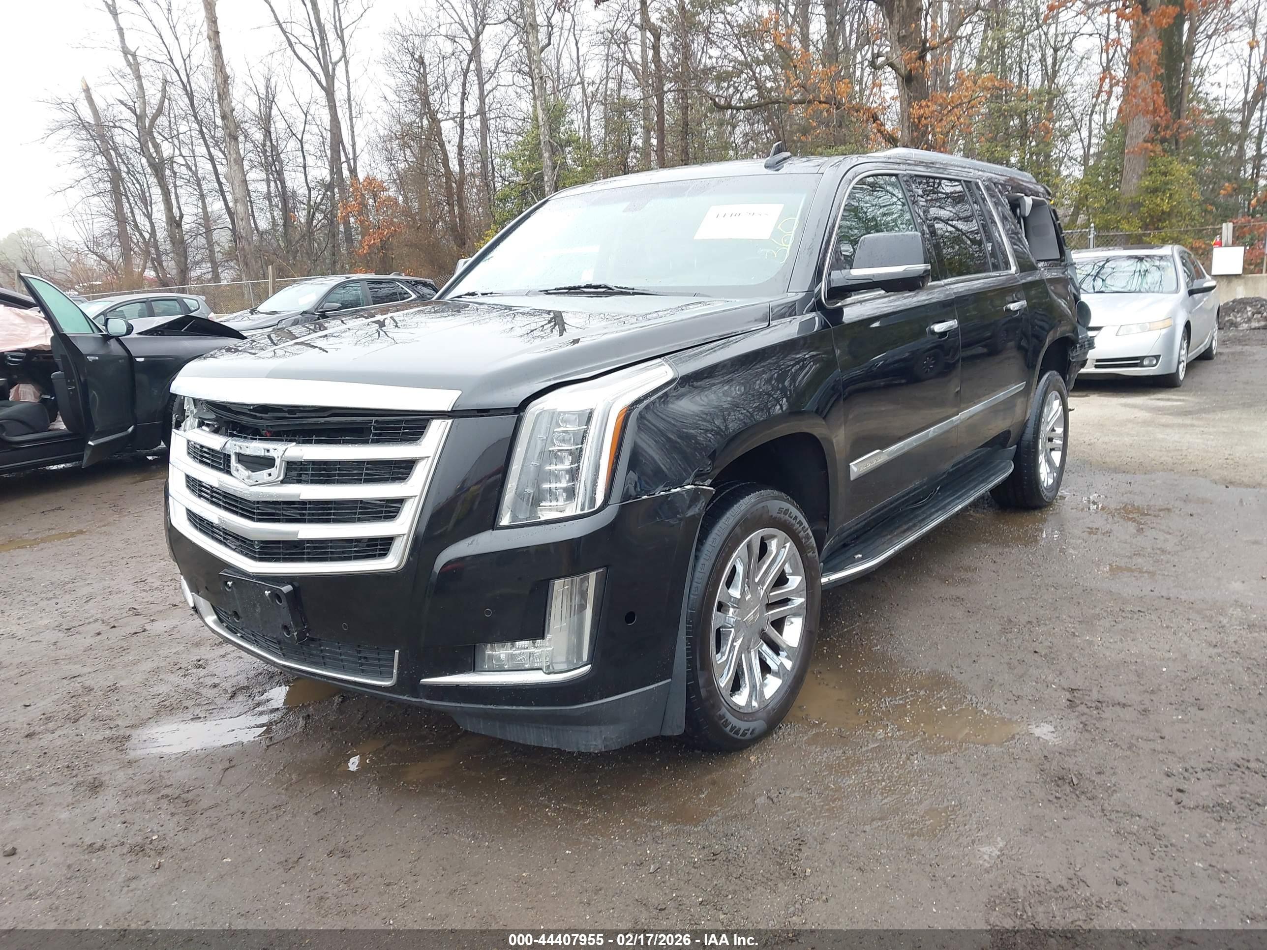CADILLAC ESCALADE image 2