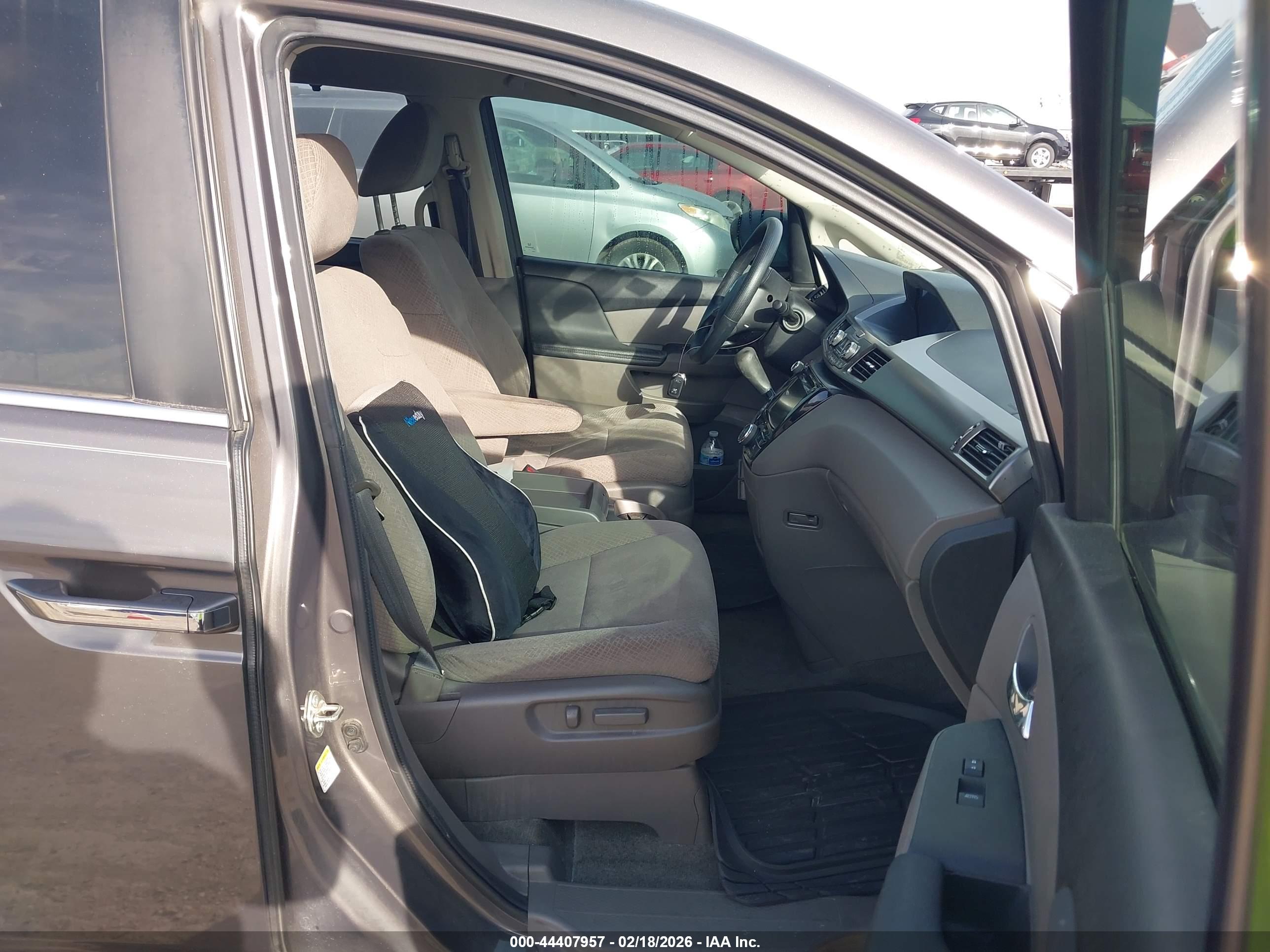HONDA ODYSSEY image 5