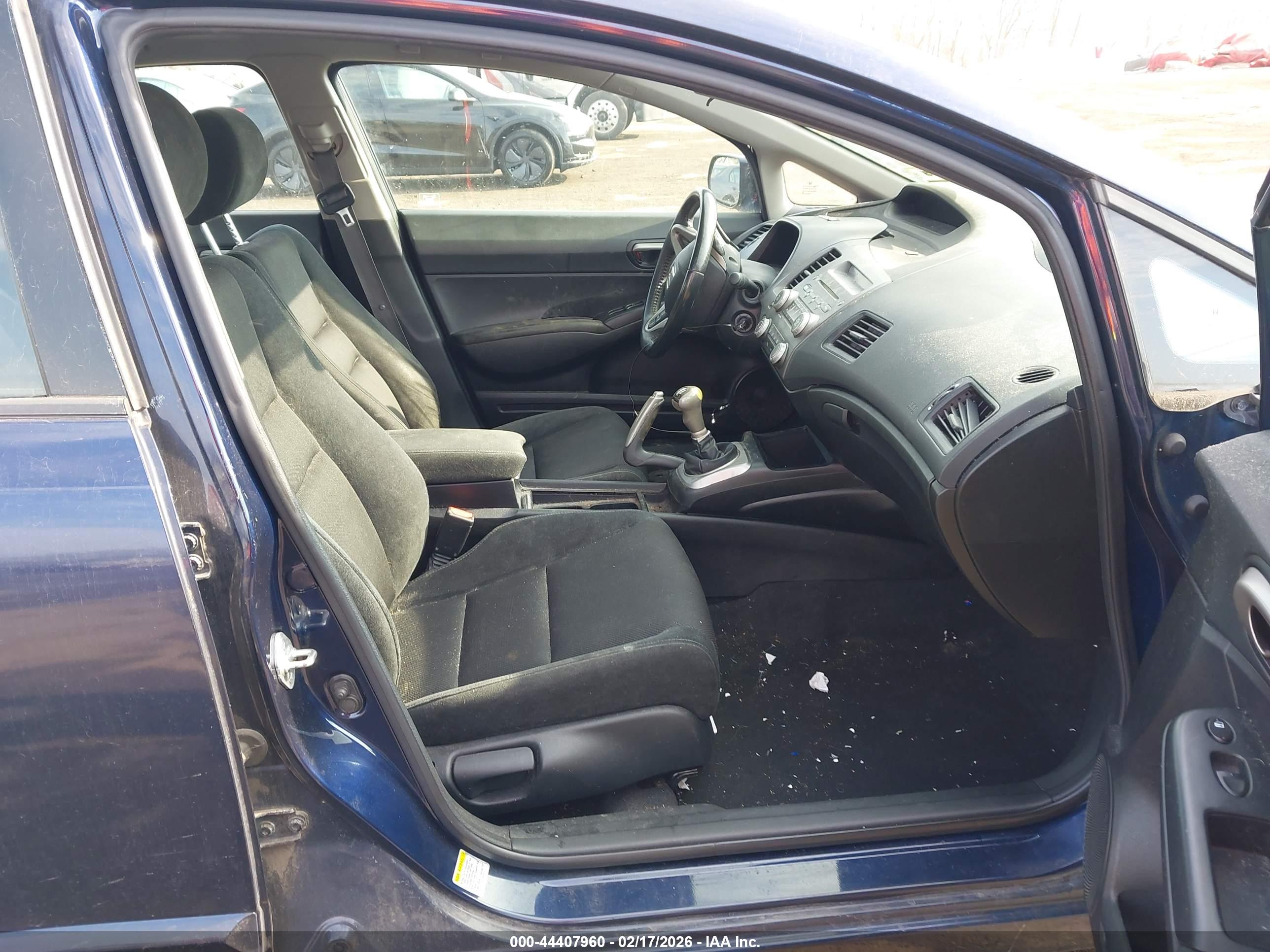 HONDA CIVIC image 5