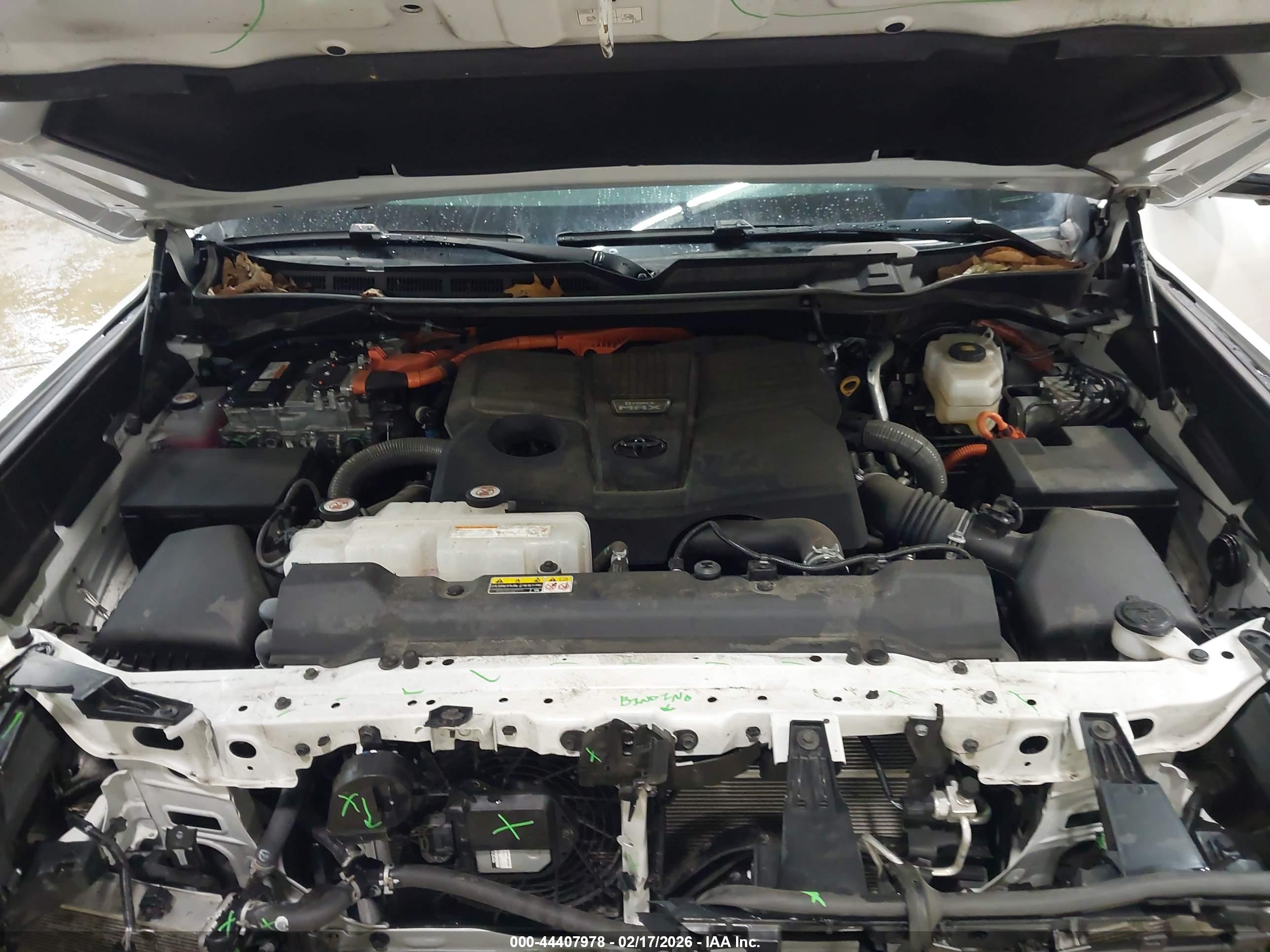 TOYOTA TUNDRA image 10