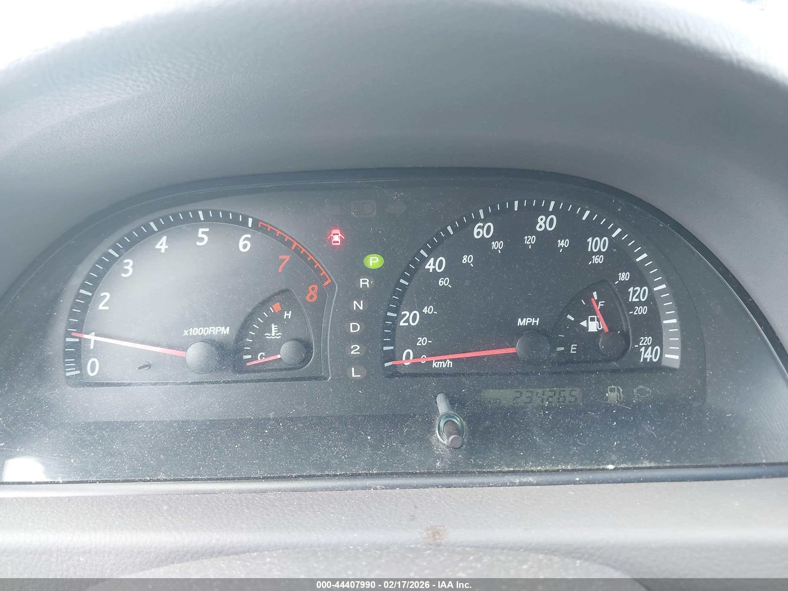 TOYOTA CAMRY image 7