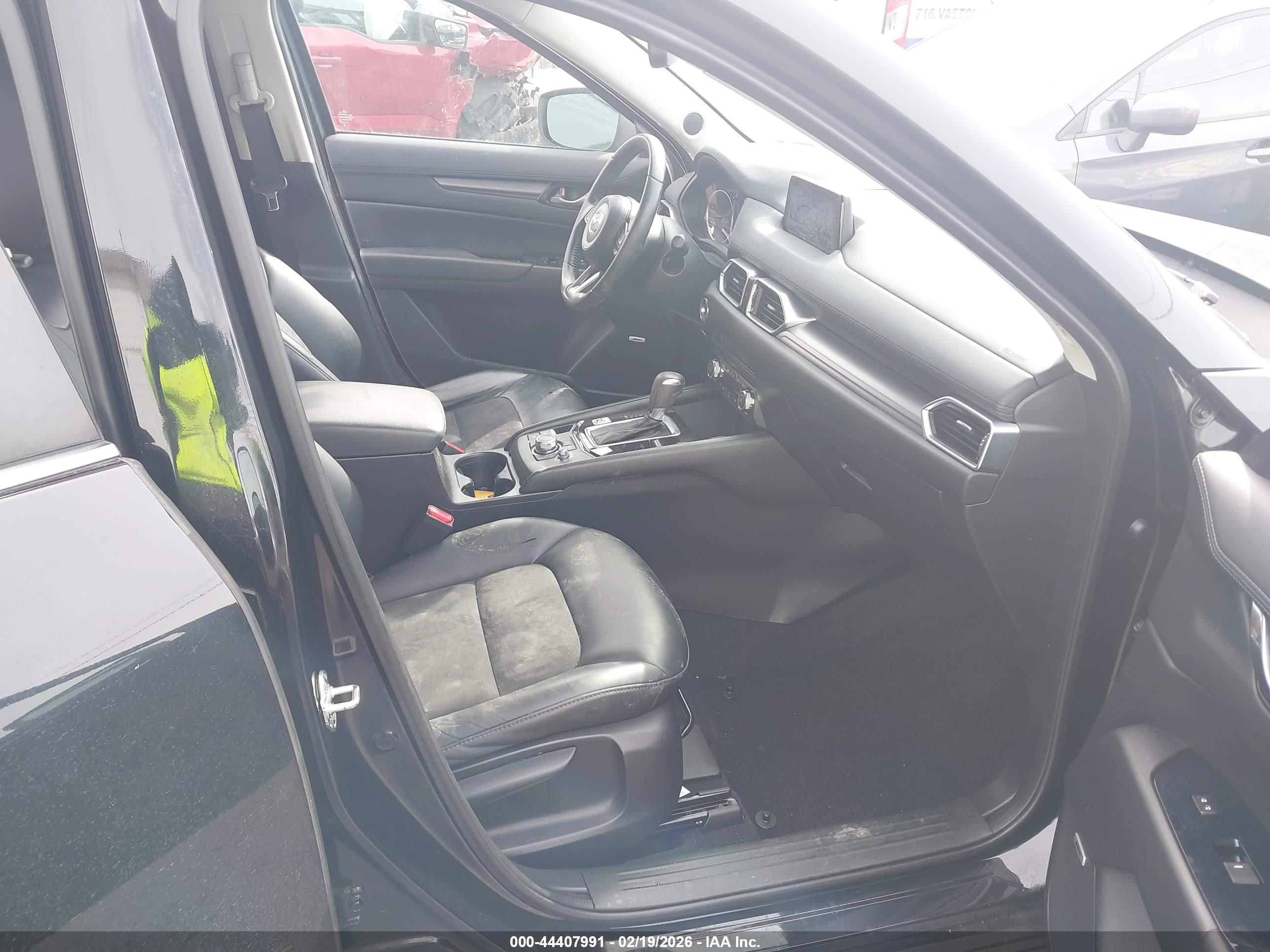 MAZDA CX-5 image 5