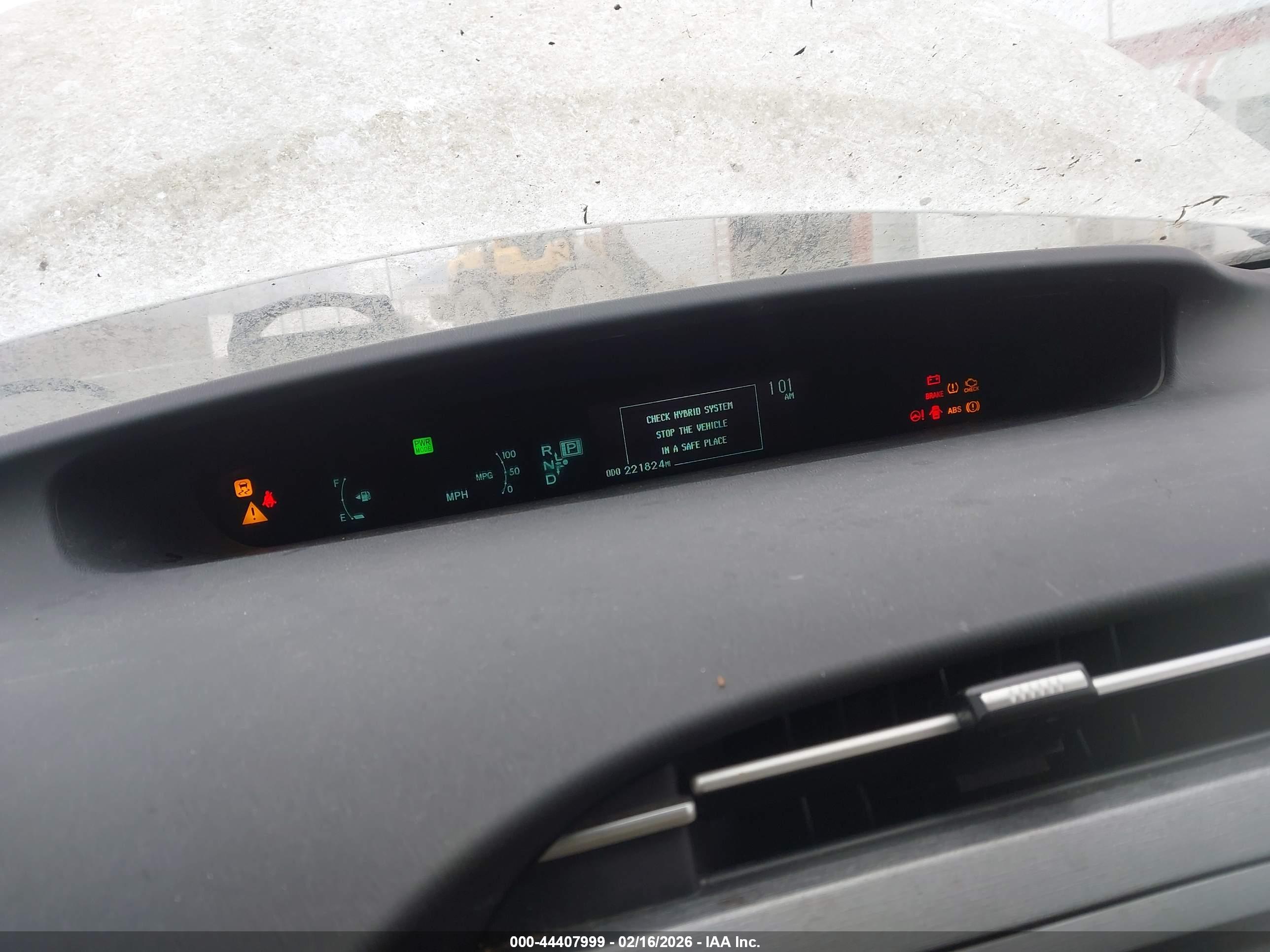 TOYOTA PRIUS image 7