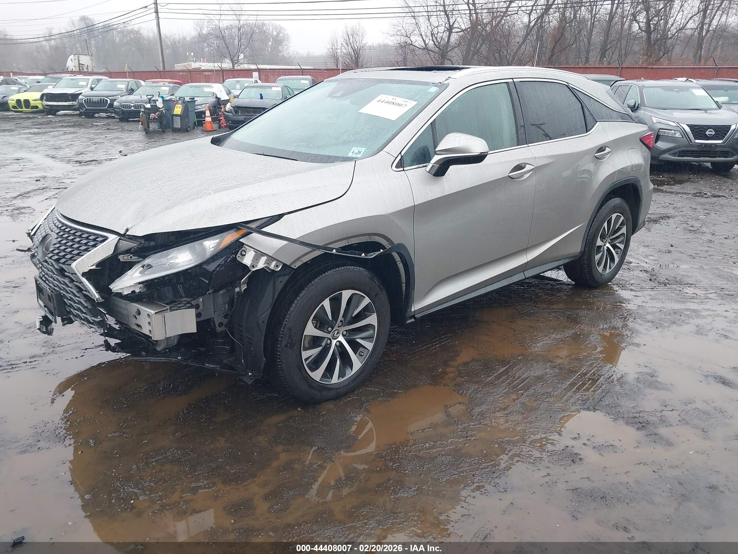 LEXUS RX image 2