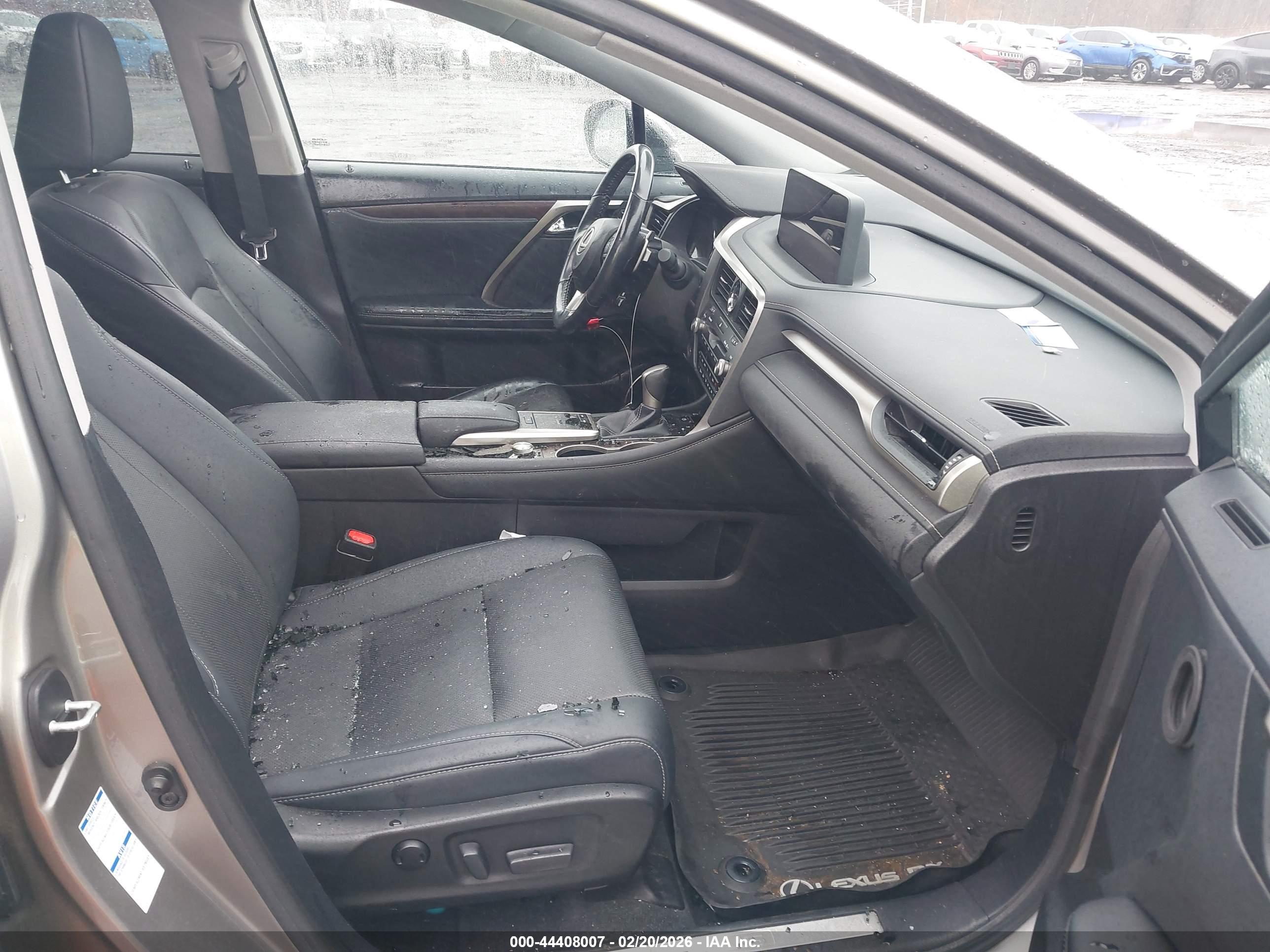 LEXUS RX image 5