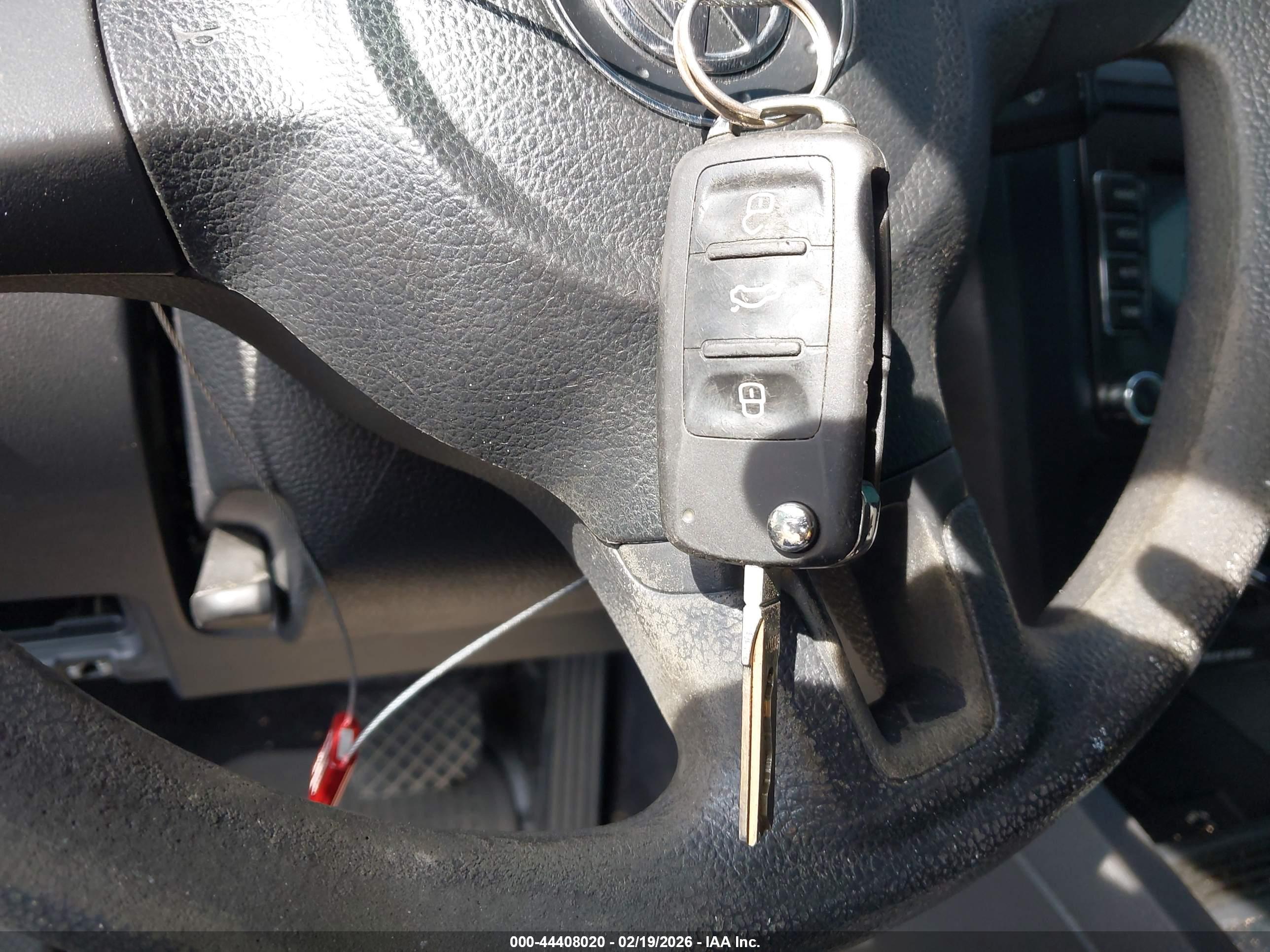 VOLKSWAGEN JETTA image 11