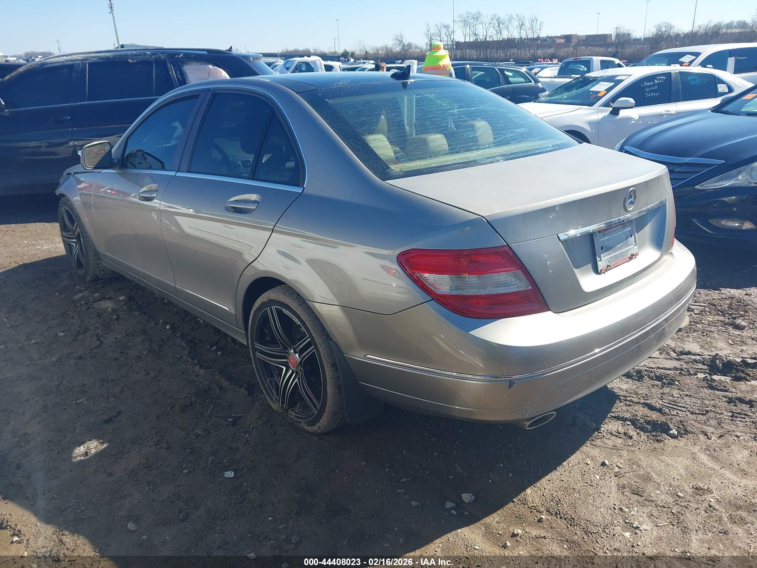 MERCEDES-BENZ C image 3