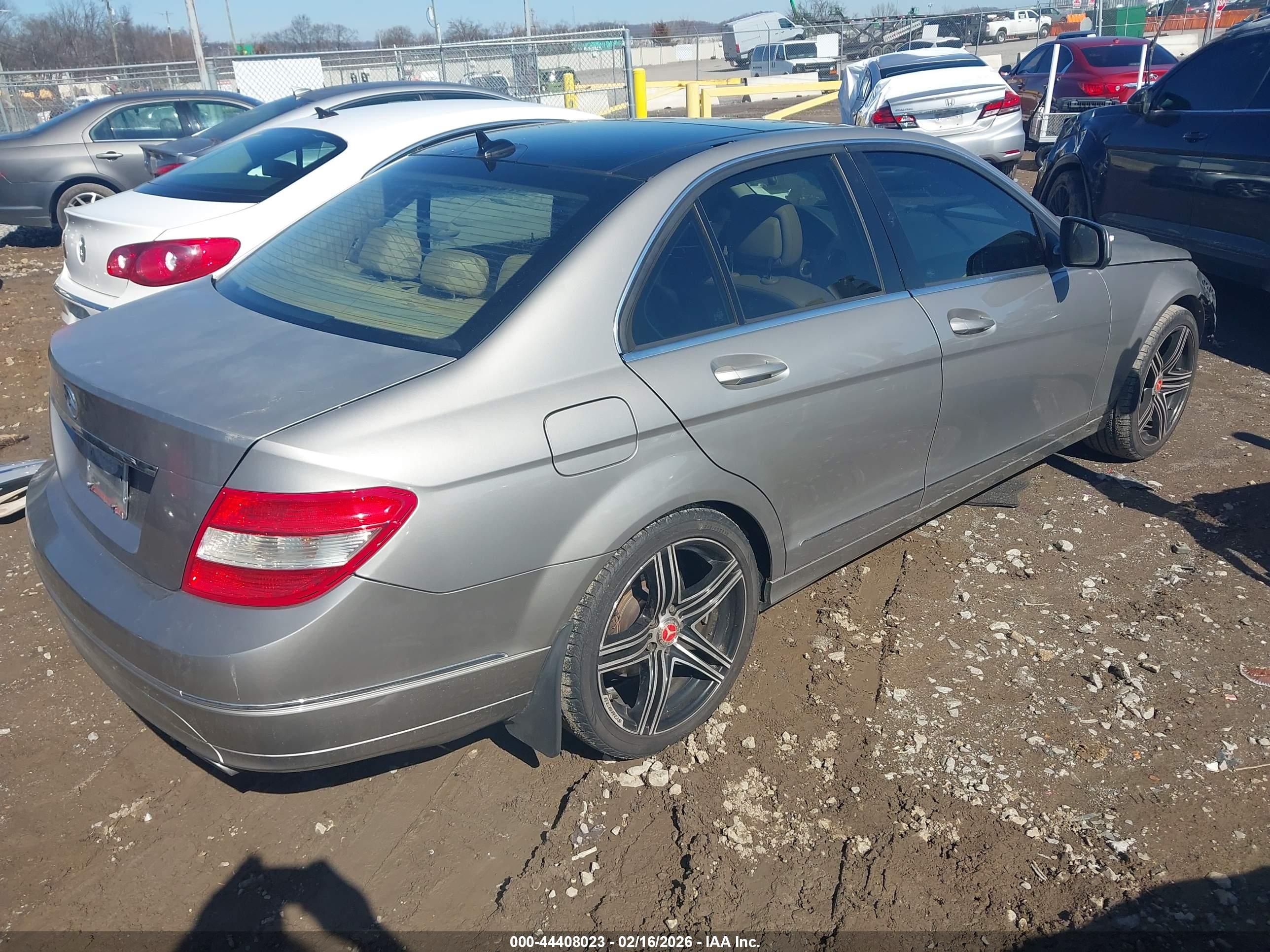 MERCEDES-BENZ C image 4