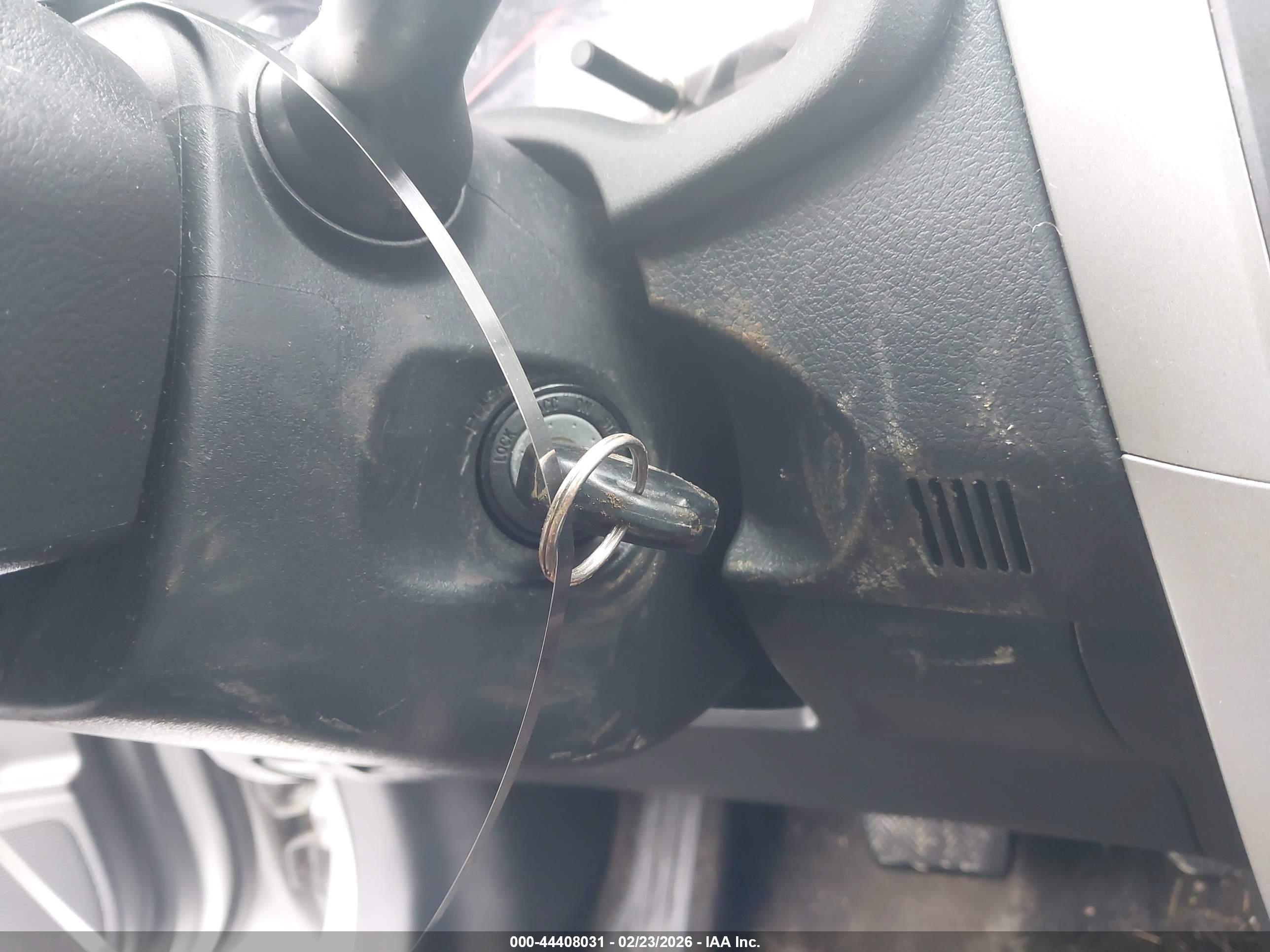 TOYOTA COROLLA image 11