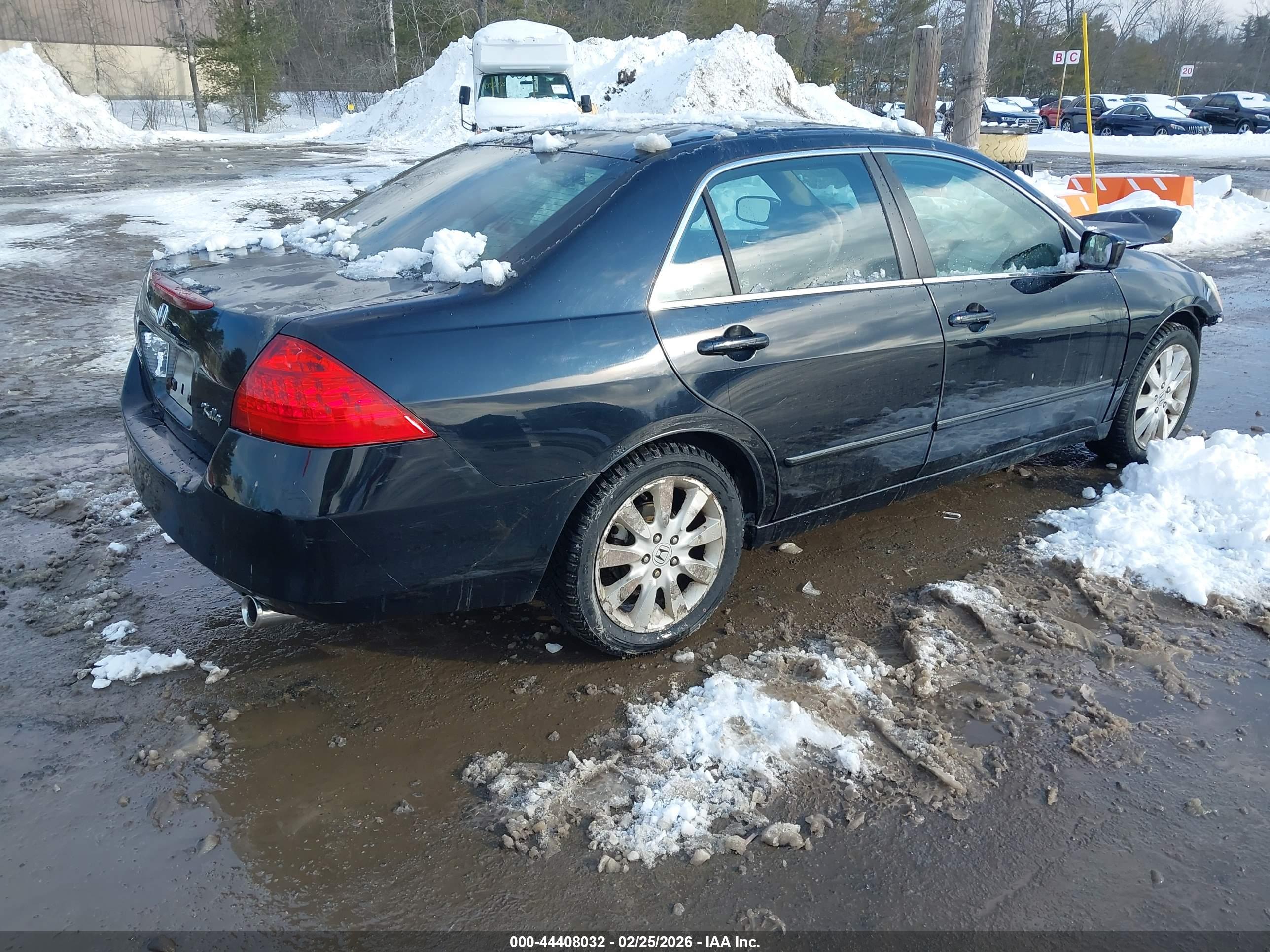 HONDA ACCORD image 4
