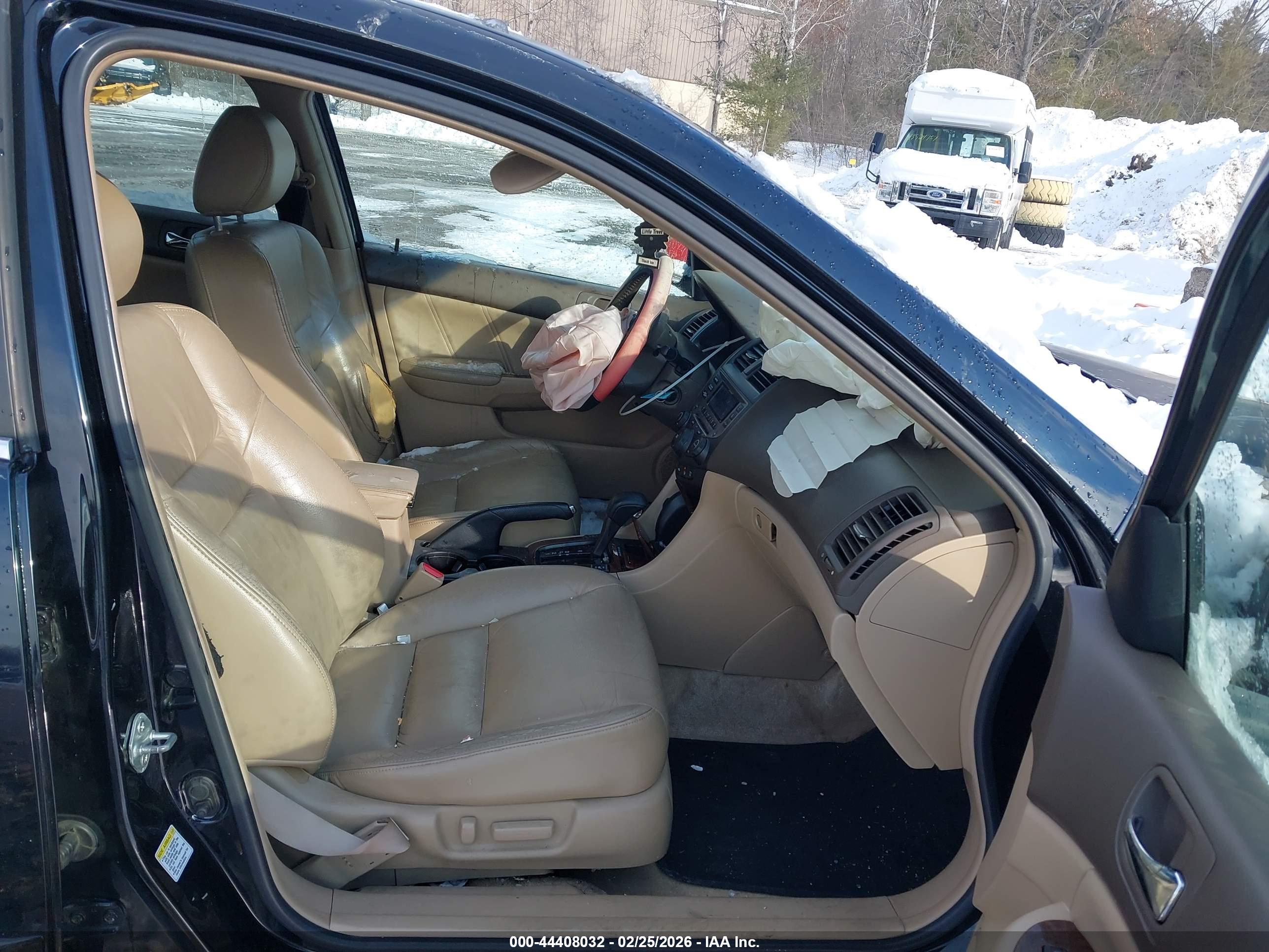 HONDA ACCORD image 5