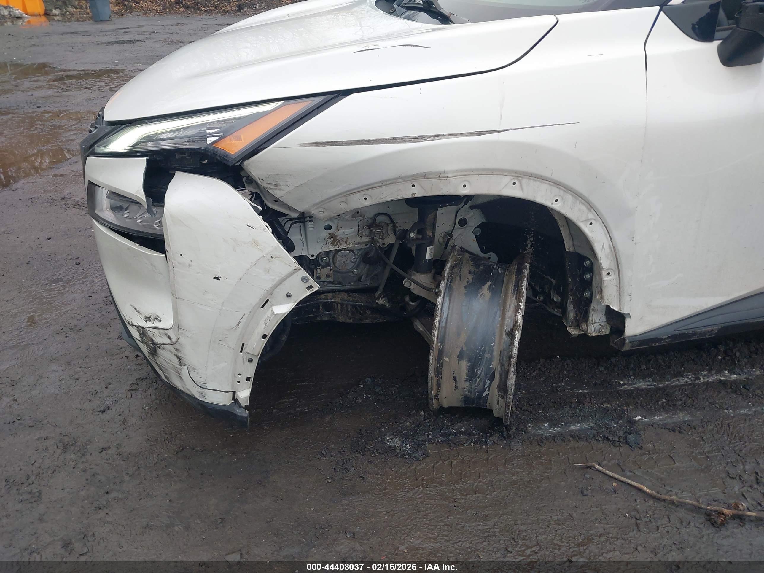 NISSAN ROGUE image 6