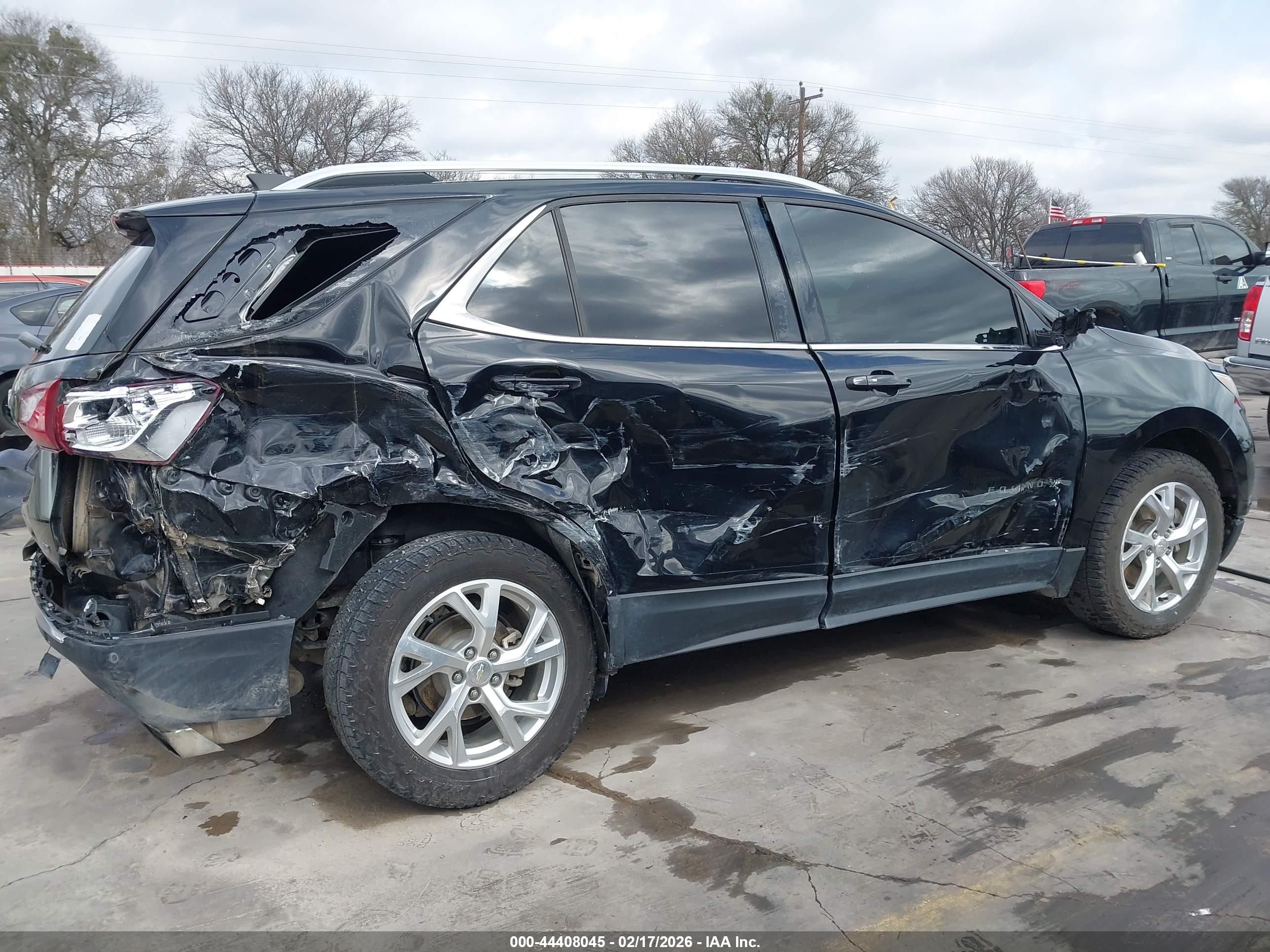 CHEVROLET EQUINOX image 6