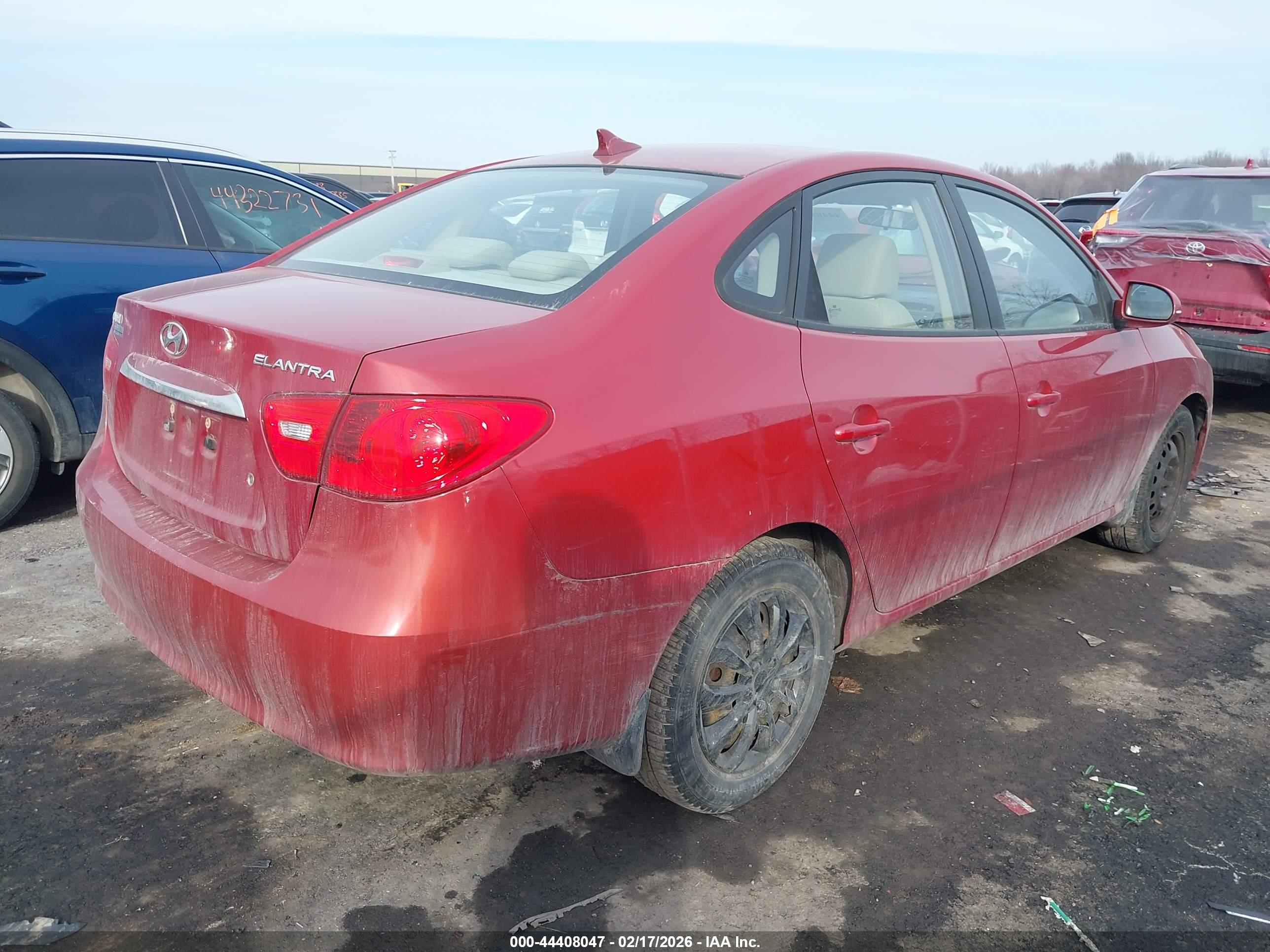HYUNDAI ELANTRA image 4