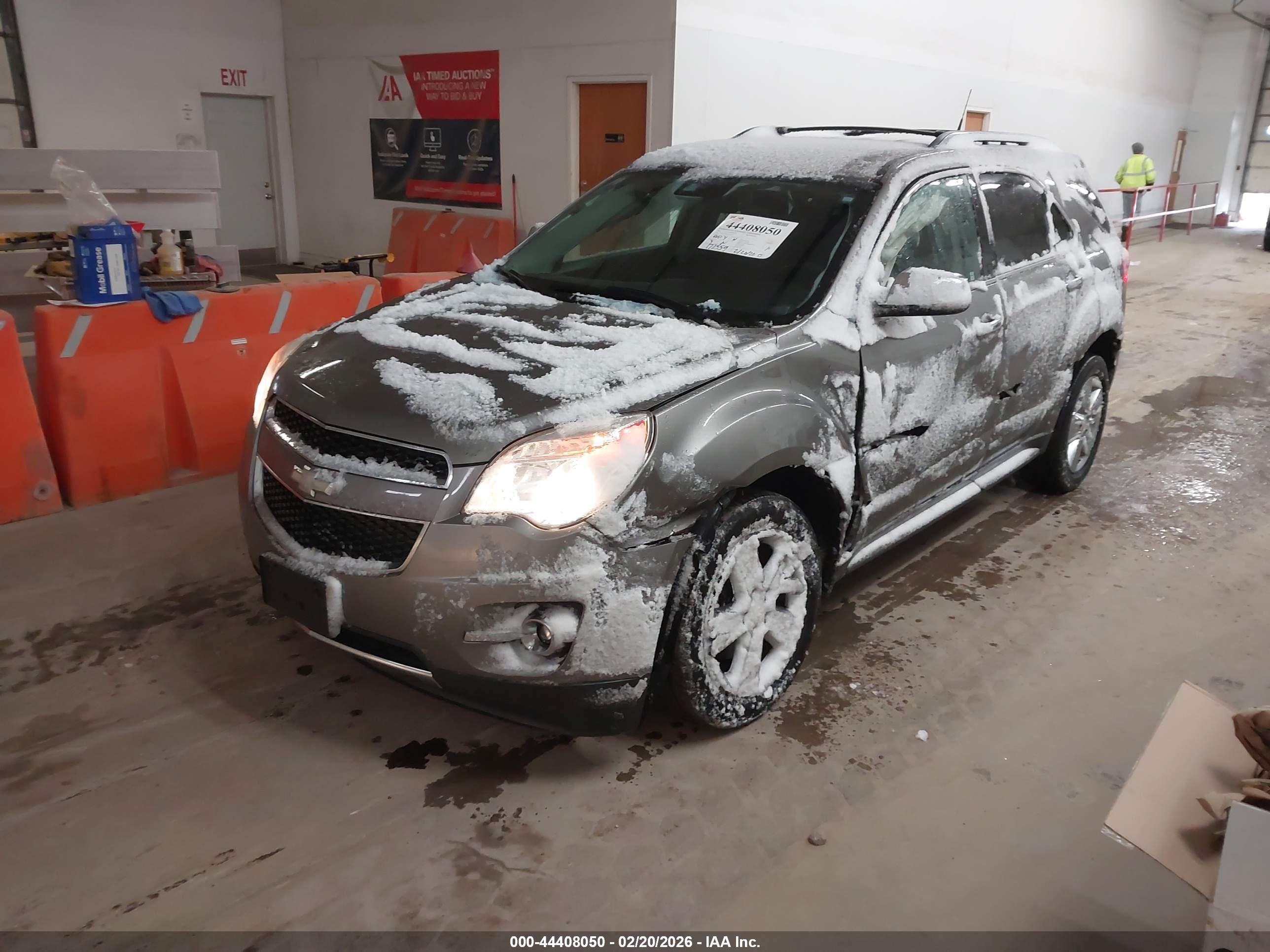 CHEVROLET EQUINOX image 2