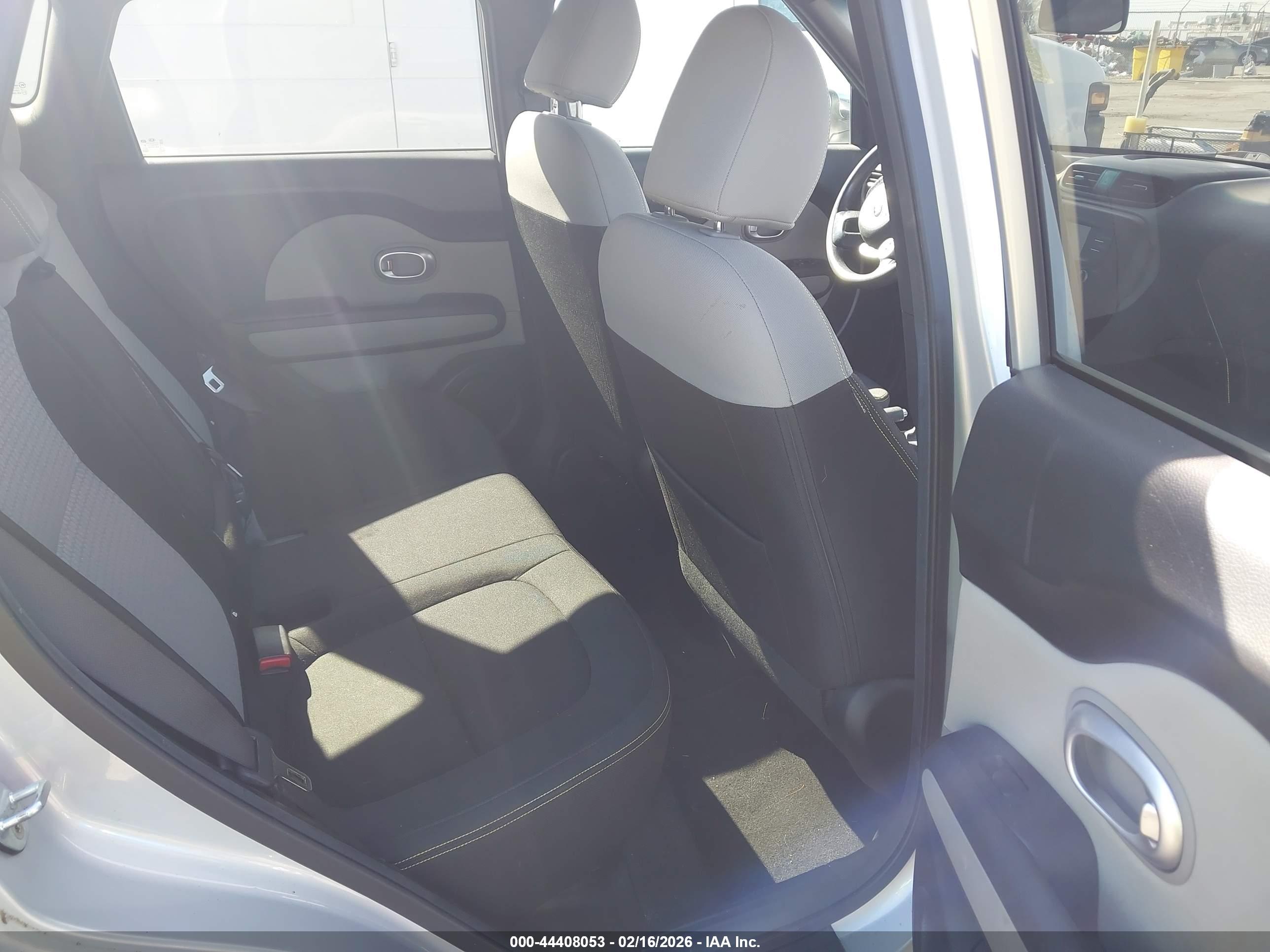 KIA SOUL image 8