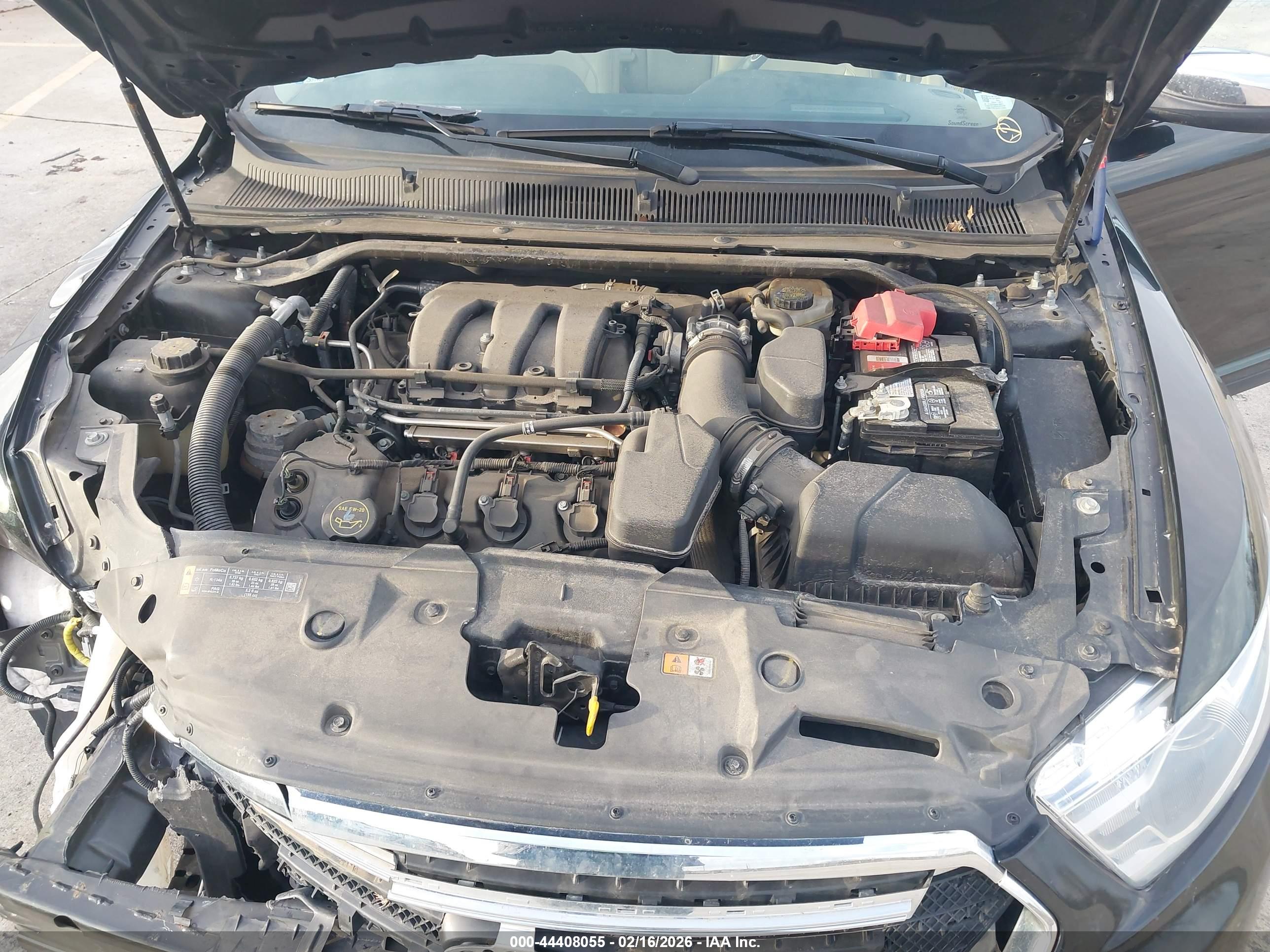 FORD TAURUS image 10