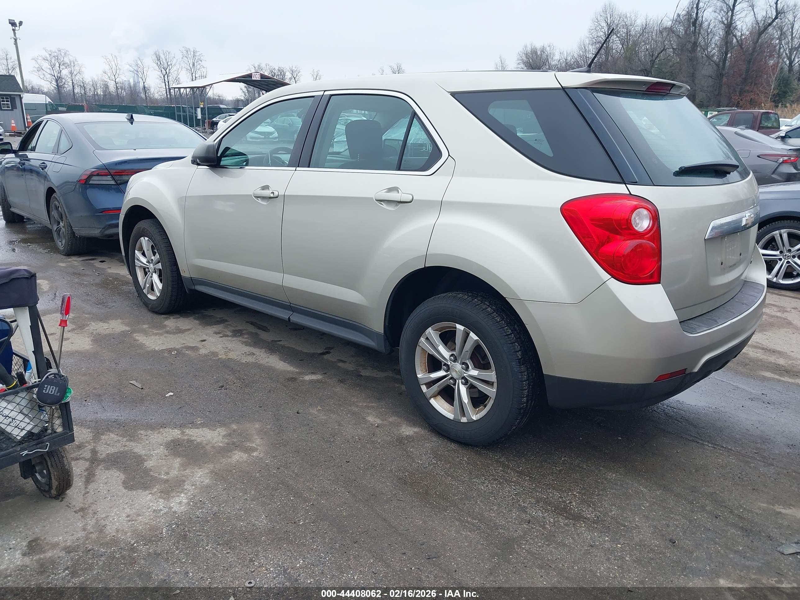 CHEVROLET EQUINOX image 3