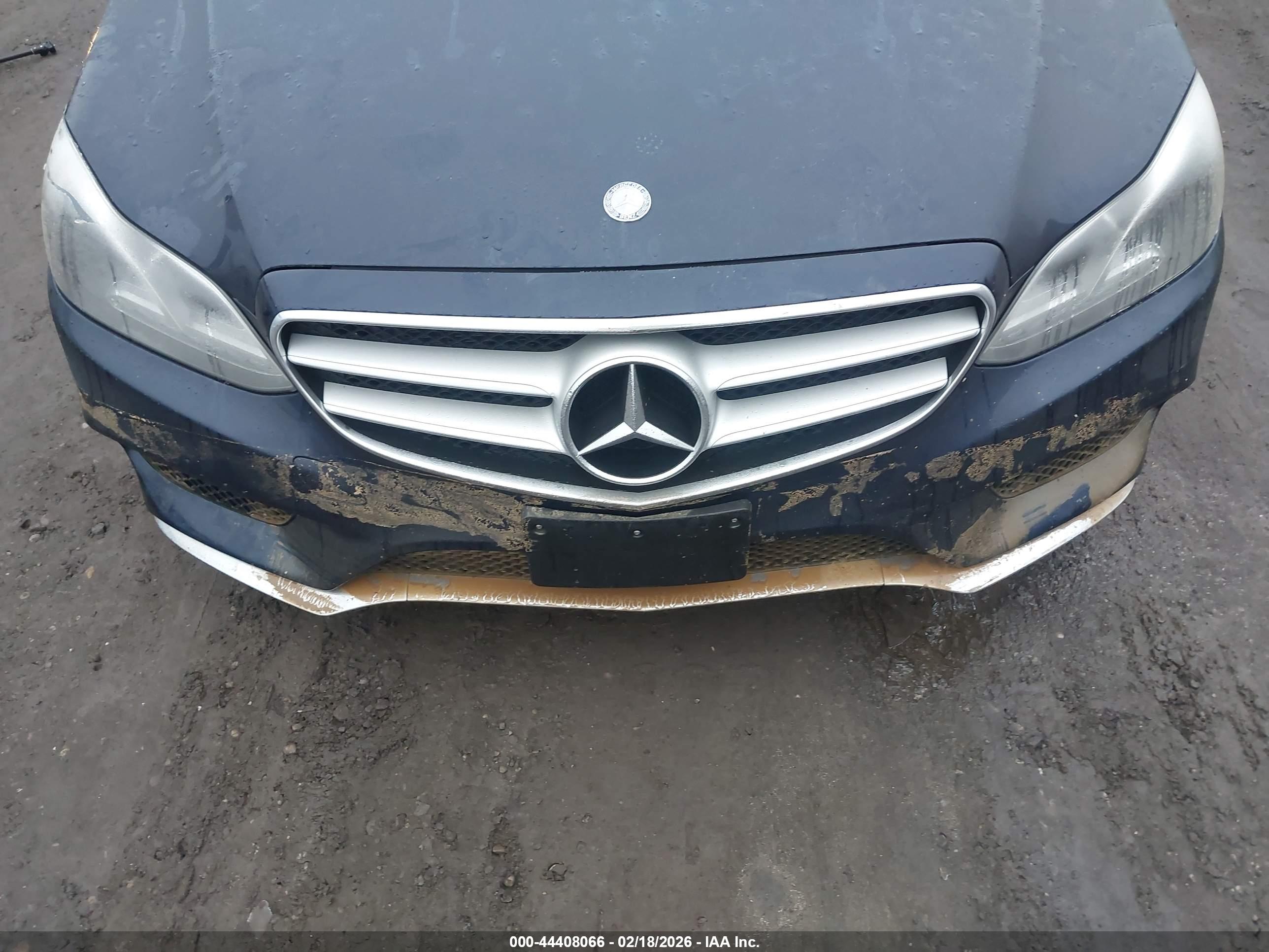 MERCEDES-BENZ E image 6