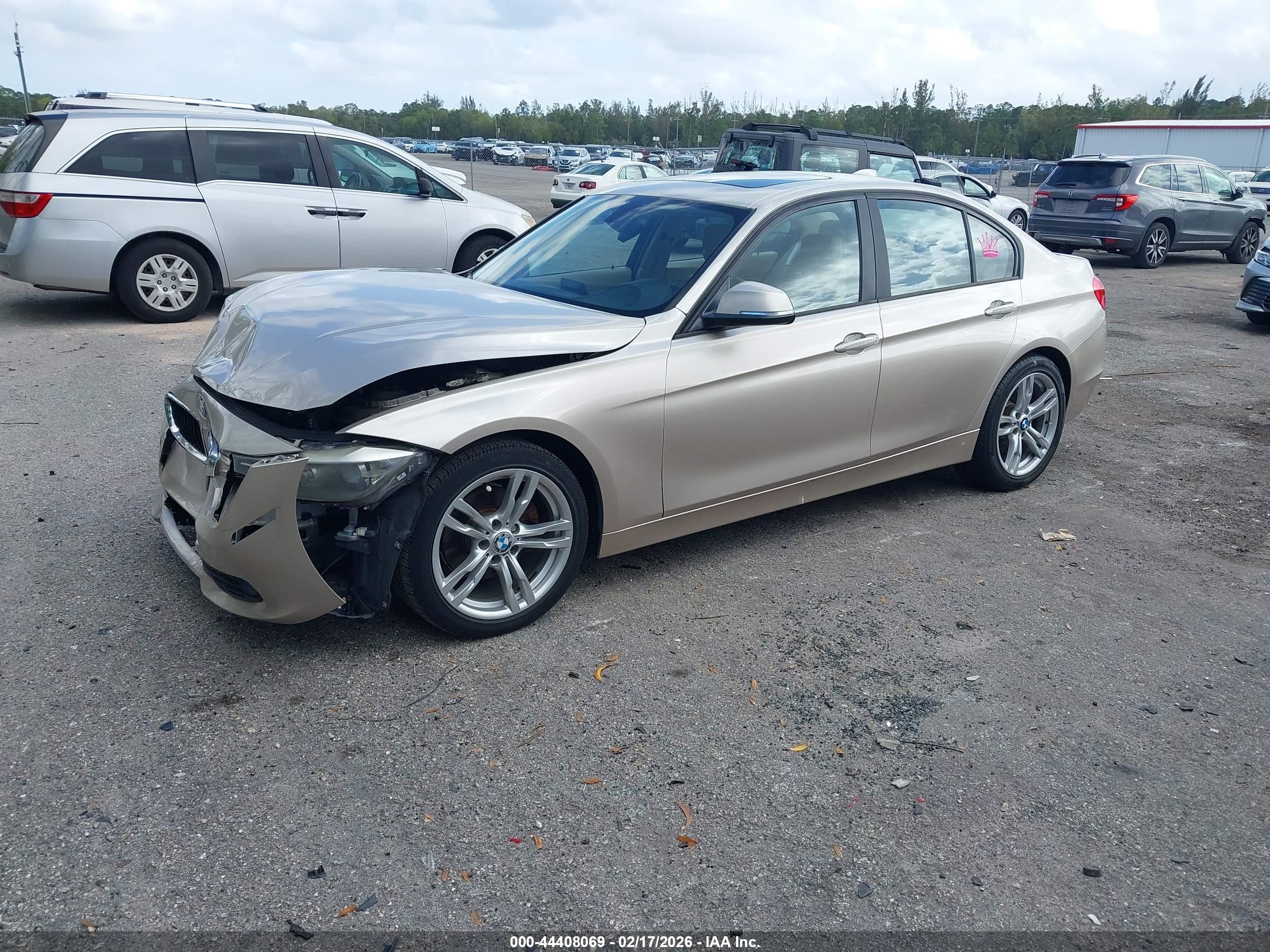 BMW 328I image 2