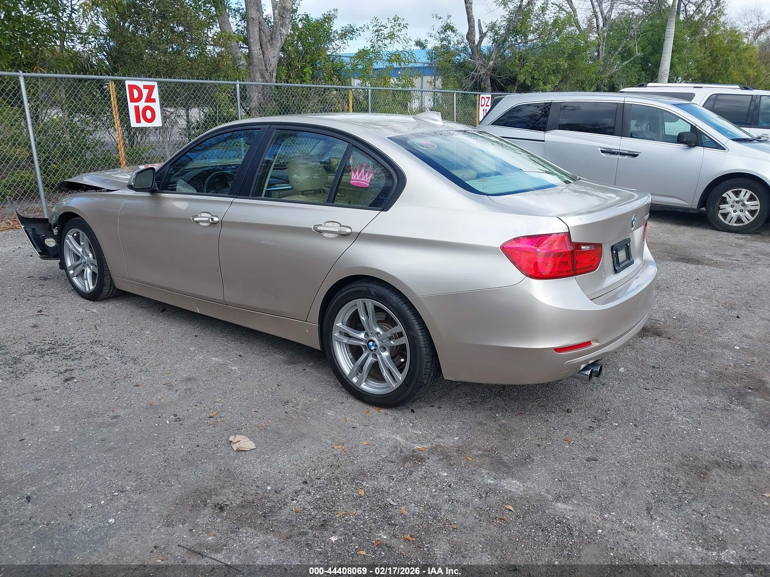 BMW 328I image 3