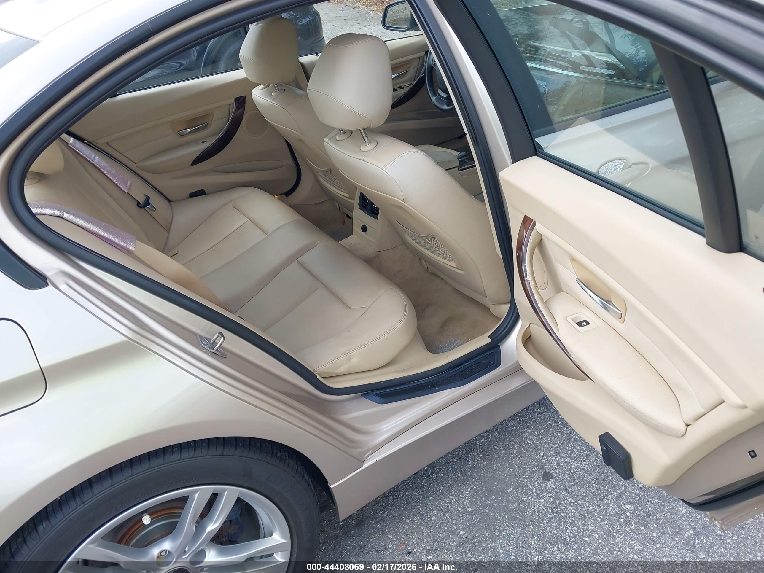 BMW 328I image 8