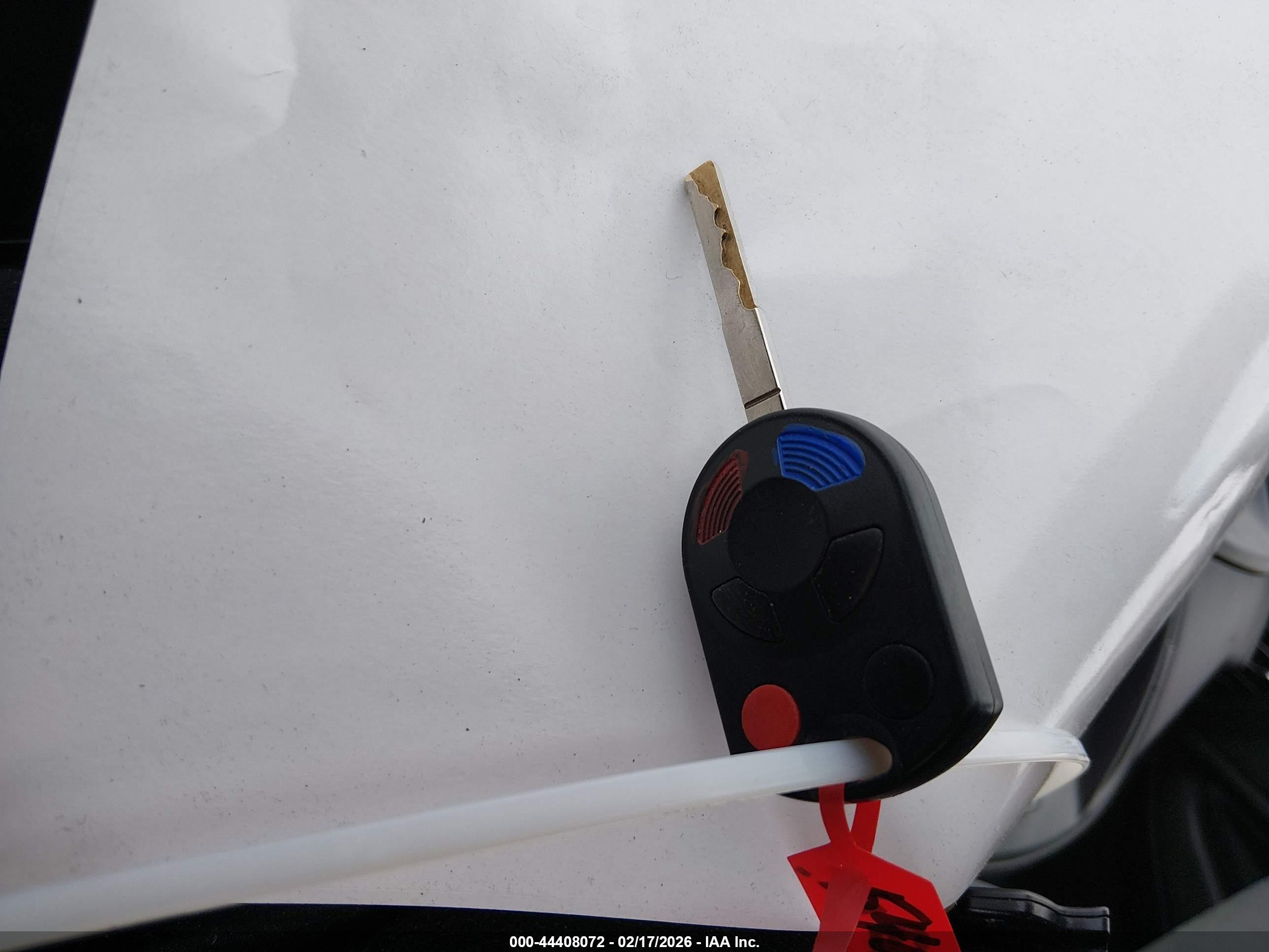 FORD ESCAPE image 11